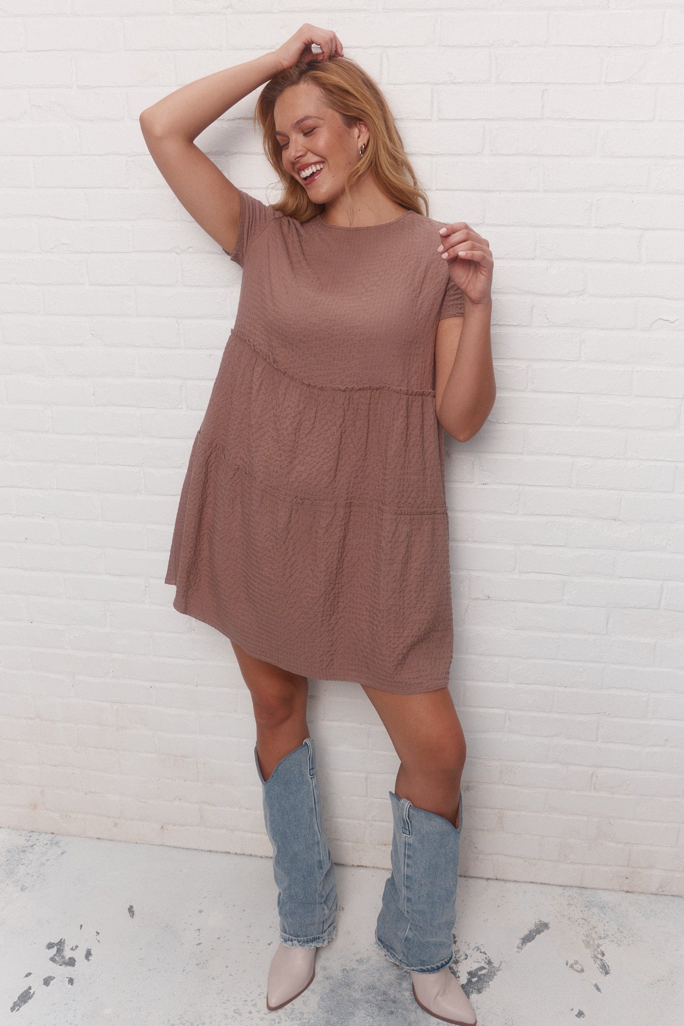 Short sleeve brown dress | Nori
