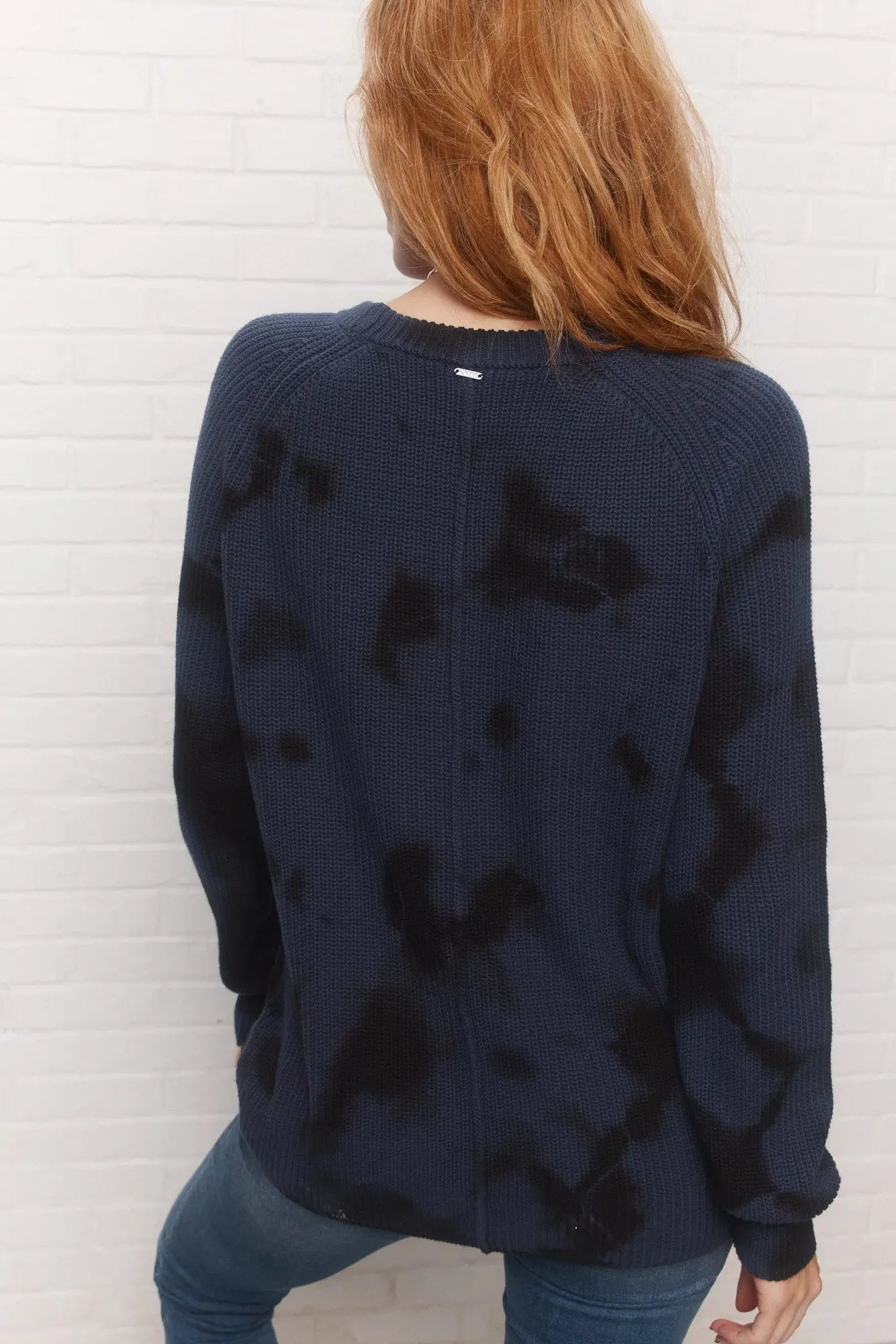 Kobain | Pull bleu et noir JOELLE Collection