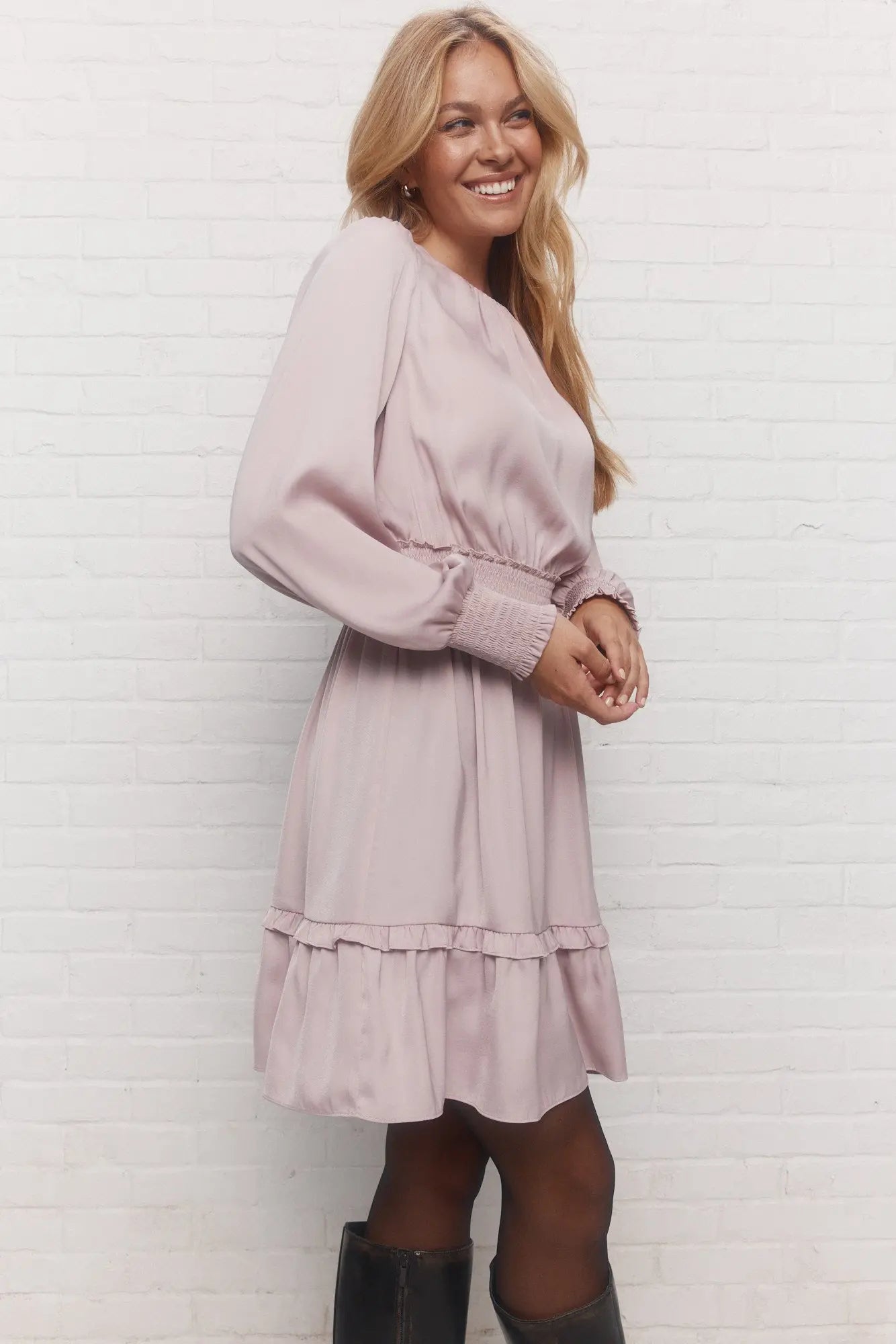 Robe taupe | Wilde JOELLE Collection