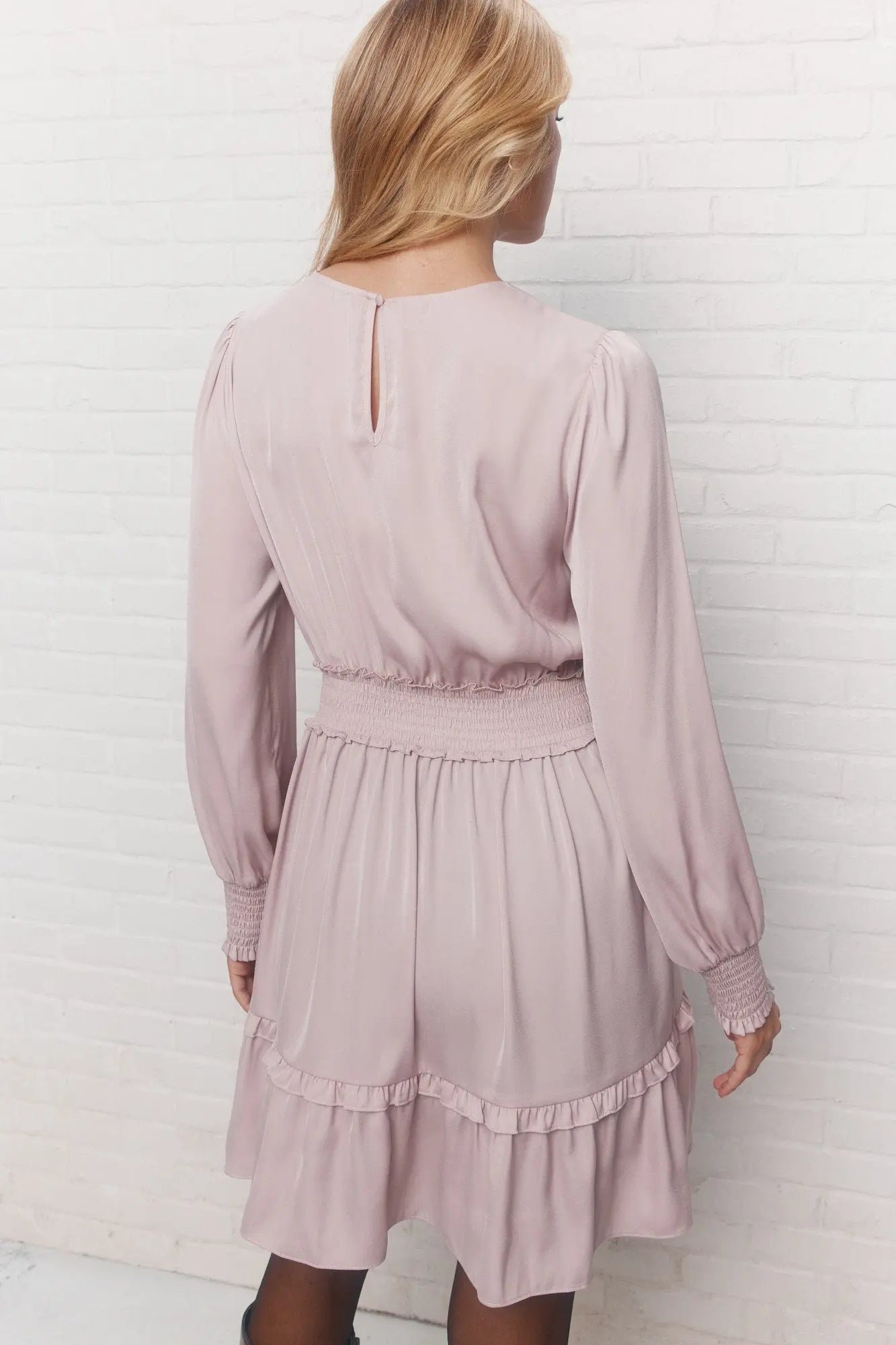 Robe taupe | Wilde JOELLE Collection