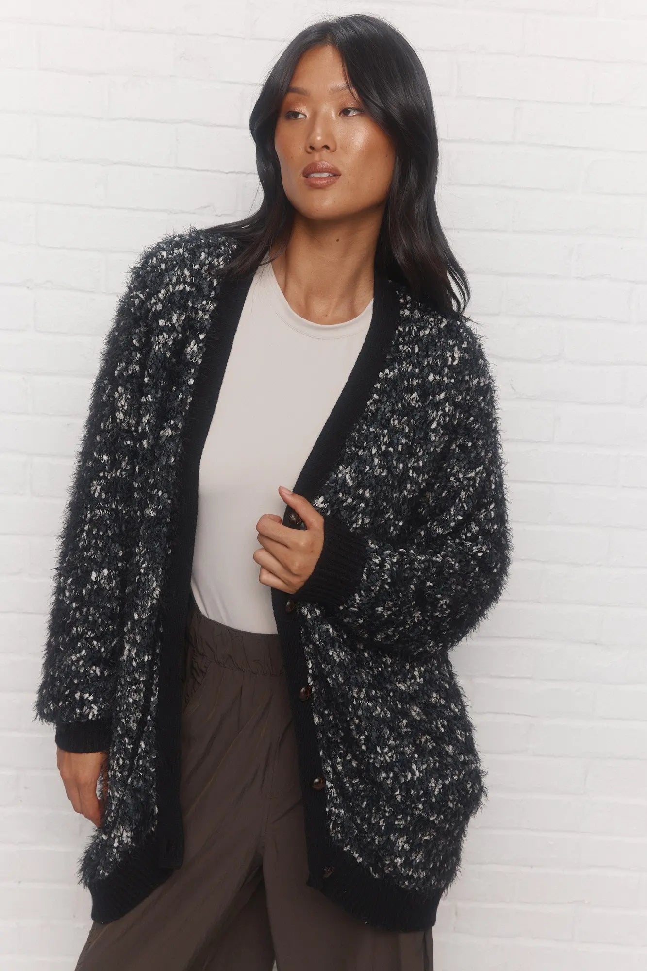 Cardi | Veste tricot noir et blanc JOELLE Collection