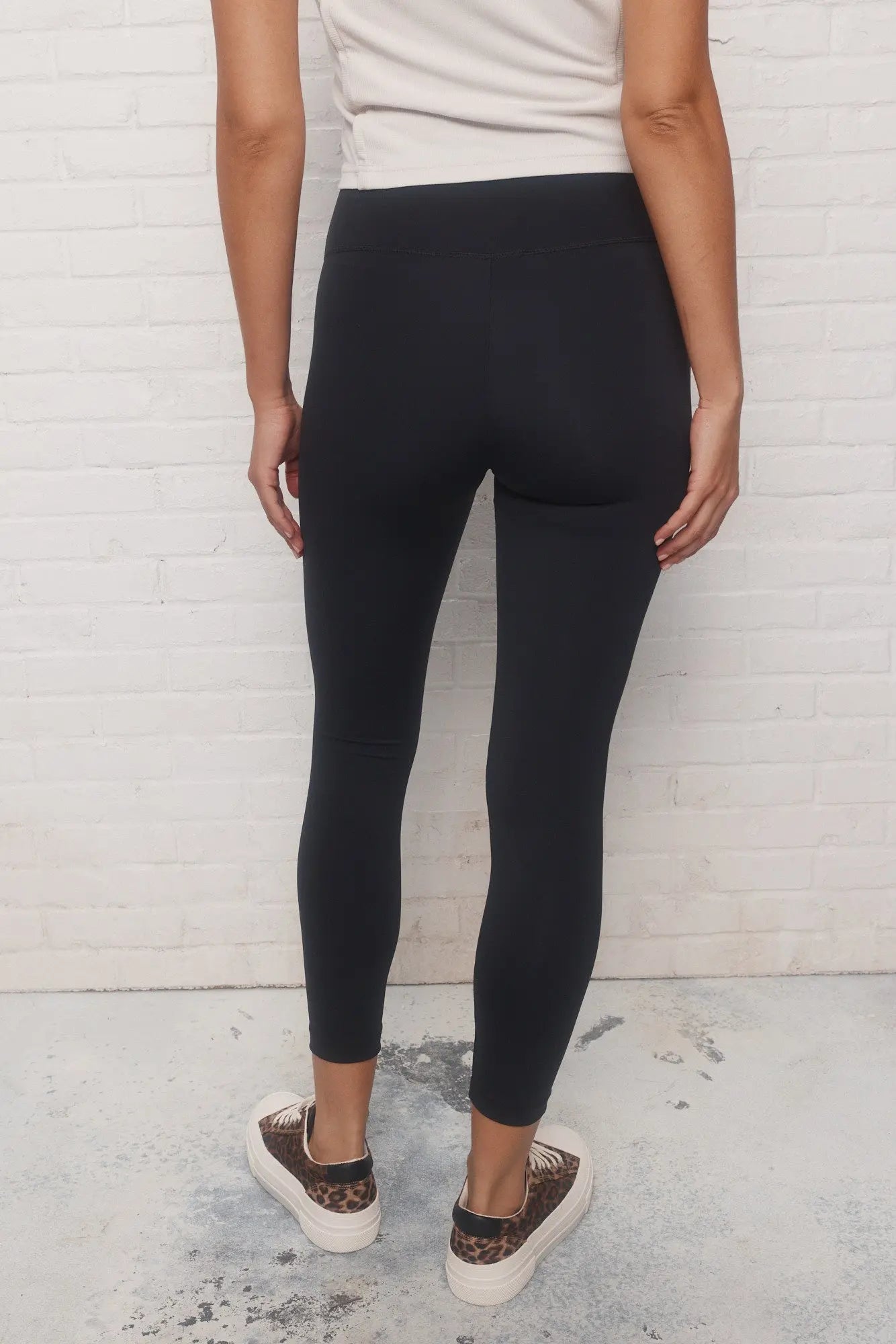 Pantalon noir | Jasmie JOELLE Collection