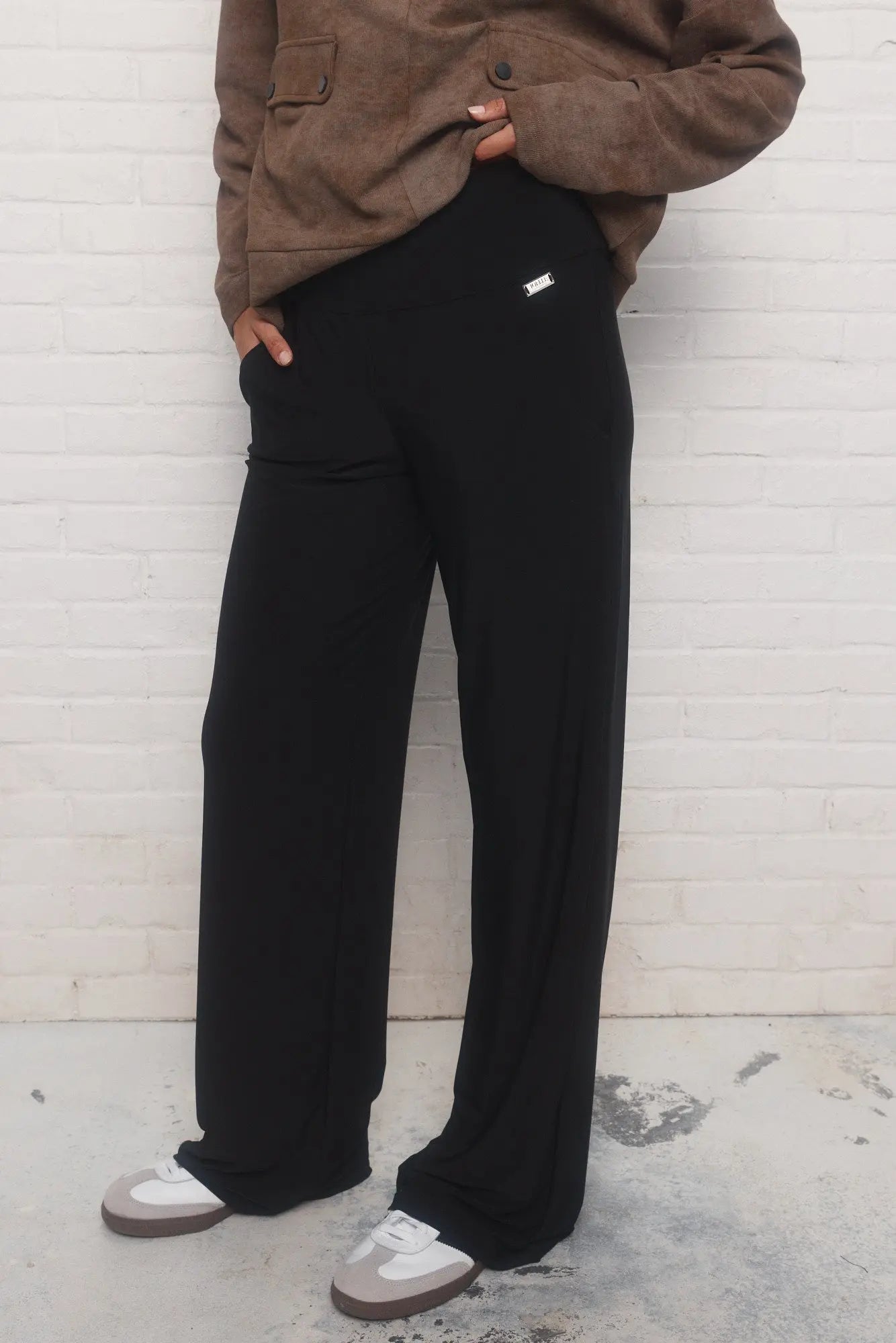 Pantalon jambe évasée fashion femme