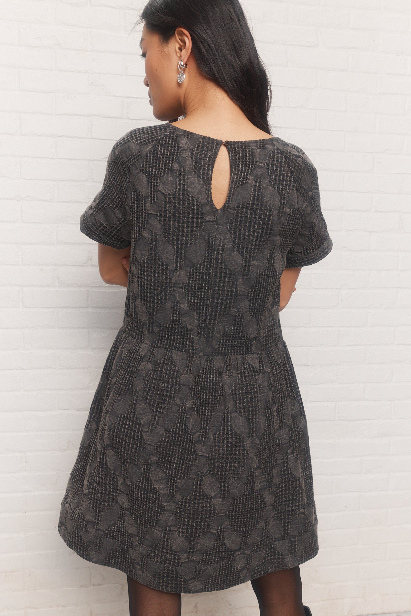 Paola | Robe courte noire
