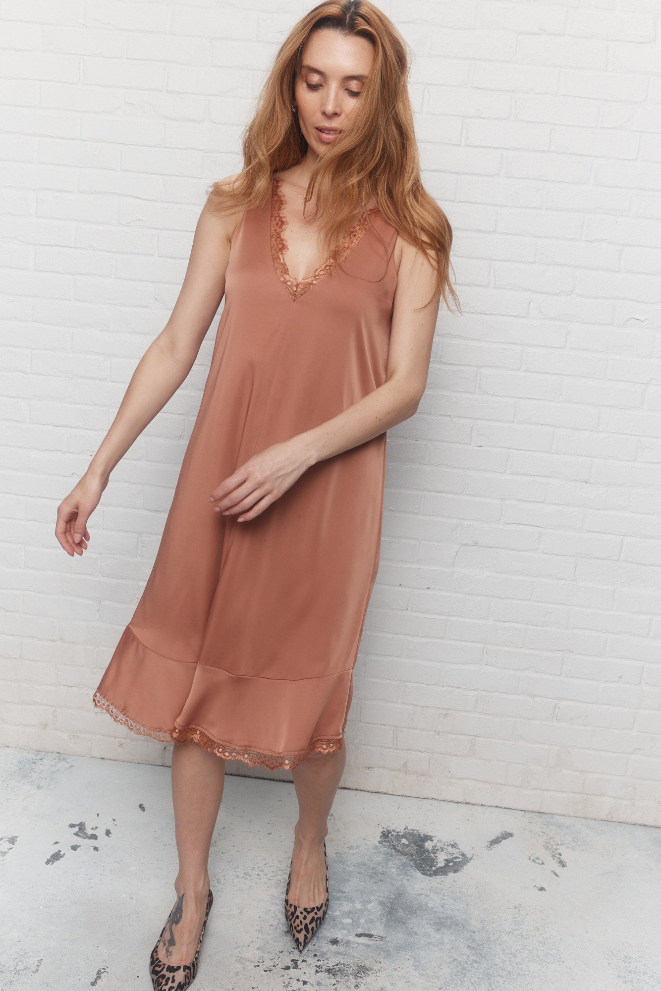 Azia | Robe pêche satinée