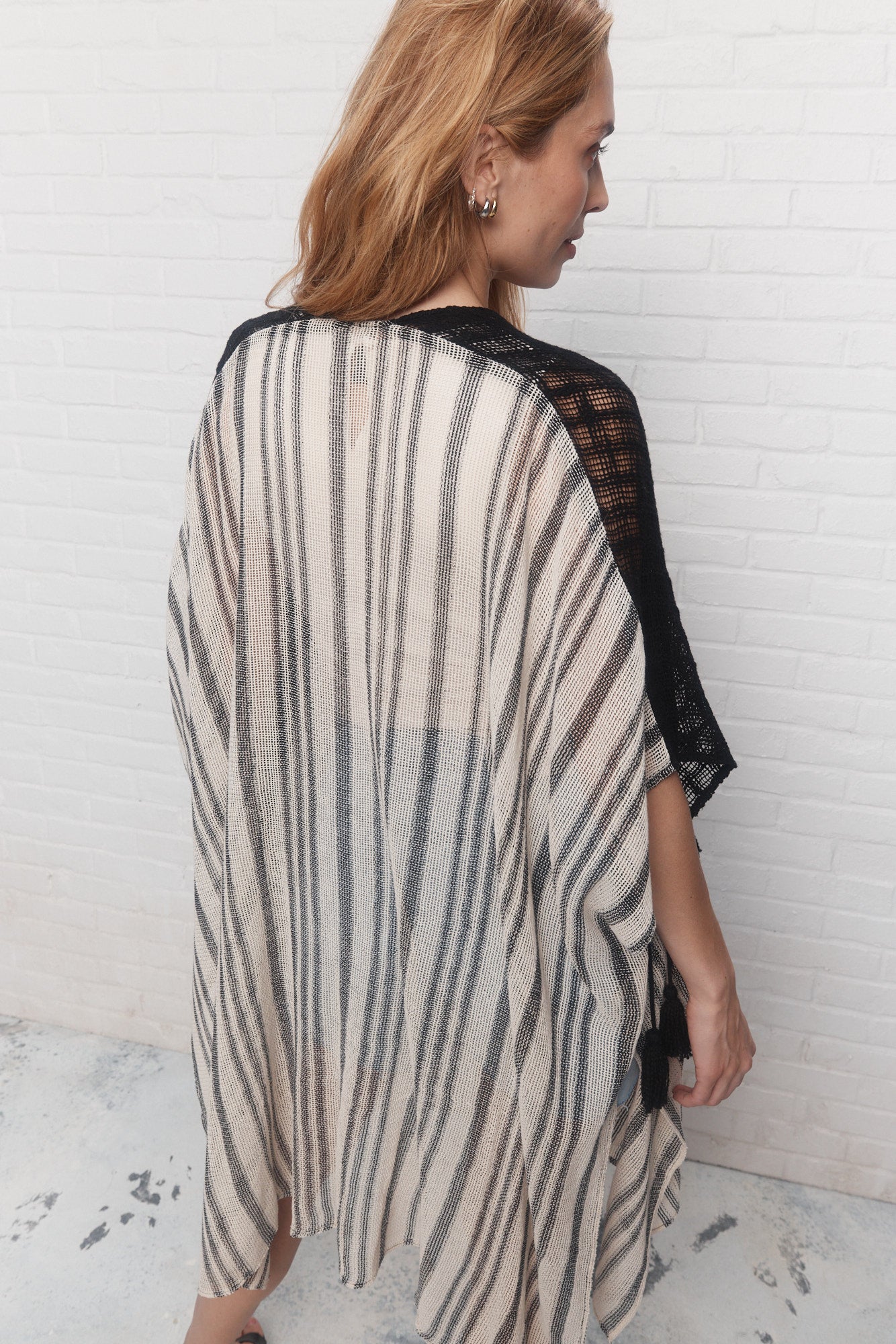 Shannon | Black and cream poncho