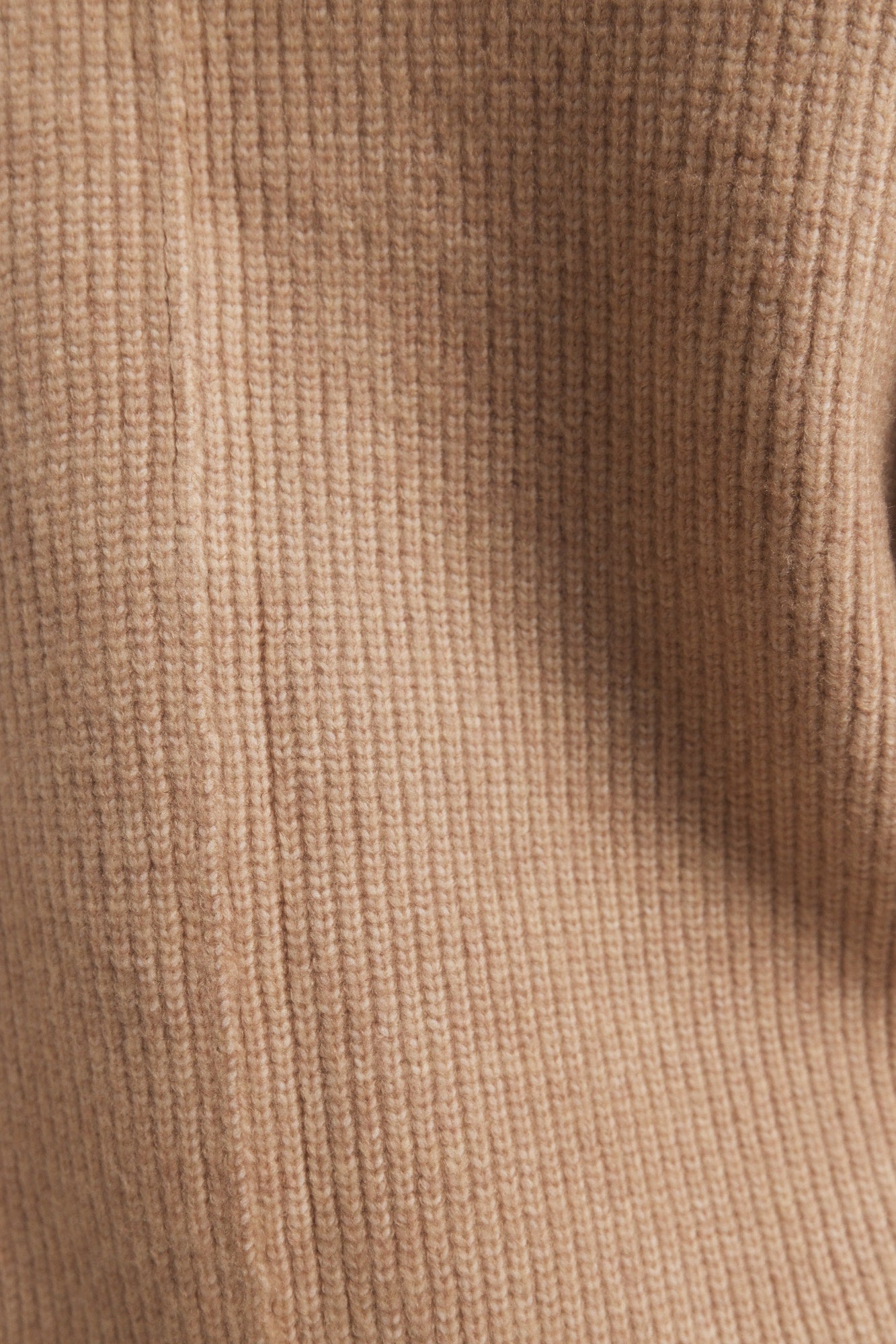 Led | Chandail beige en tricot
