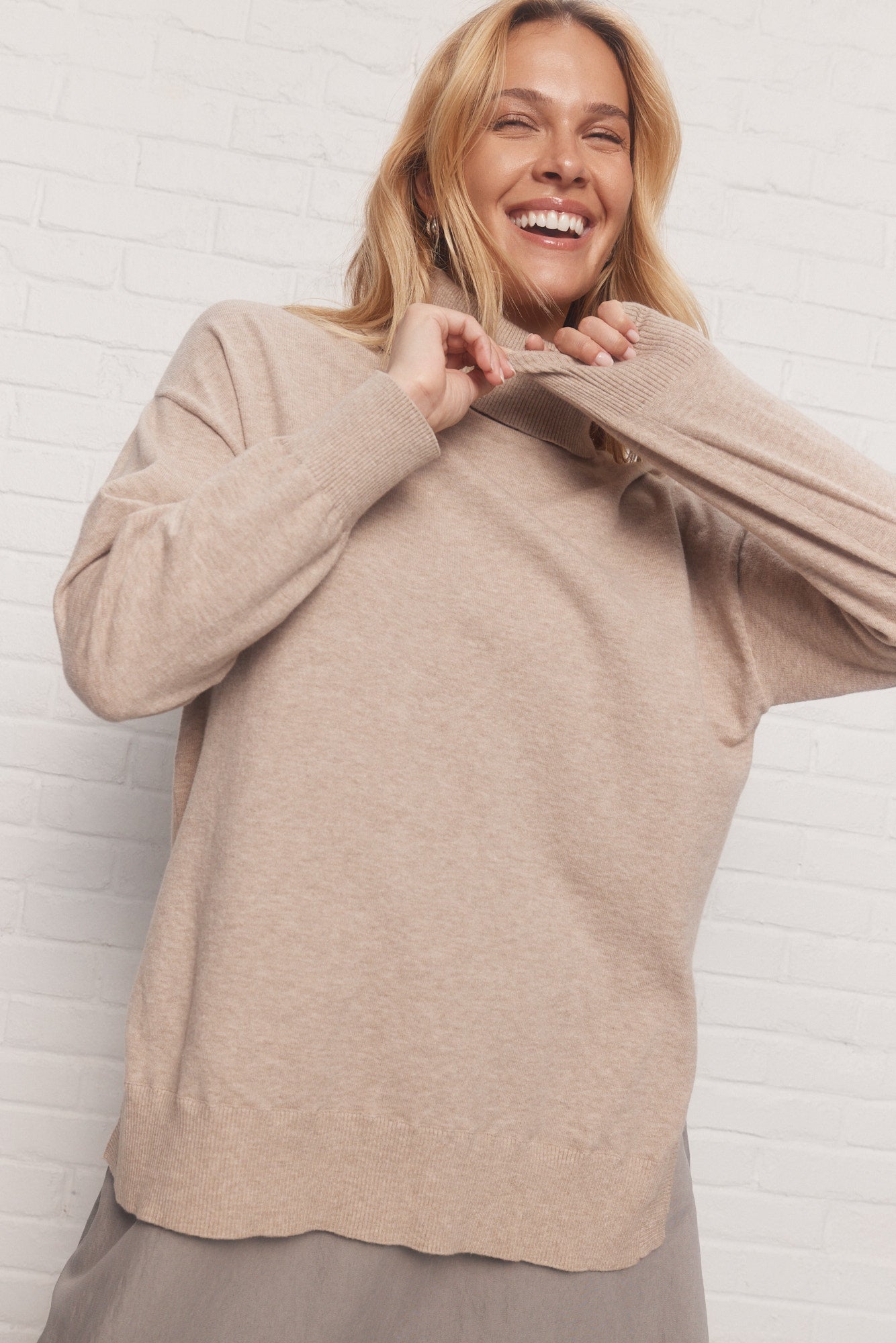 Sinclair | Chandail beige à col roulé