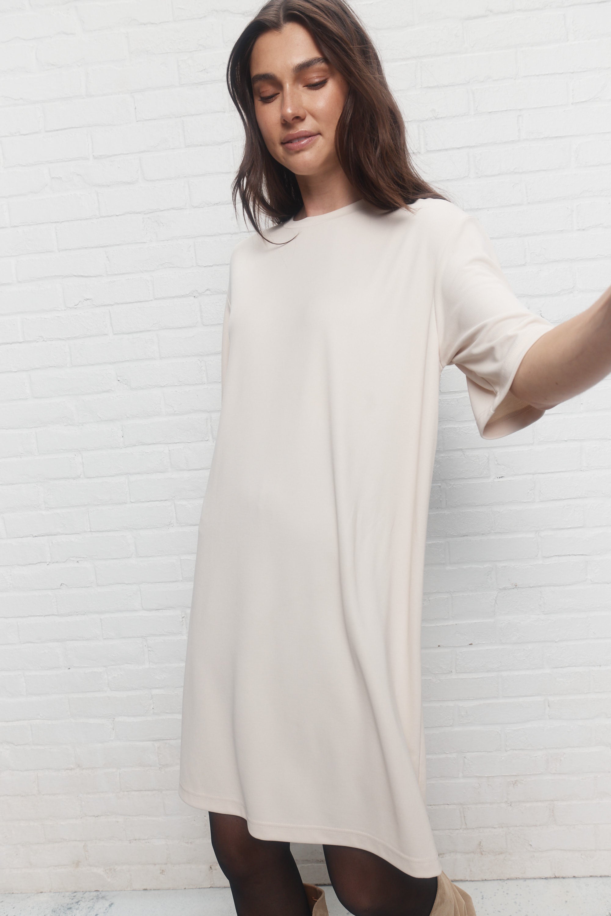 Kara | Beige T-shirt dress