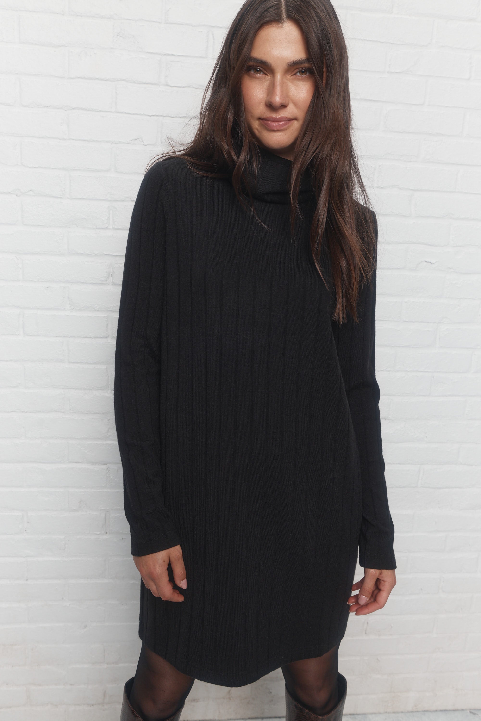 Verseau | Black dress