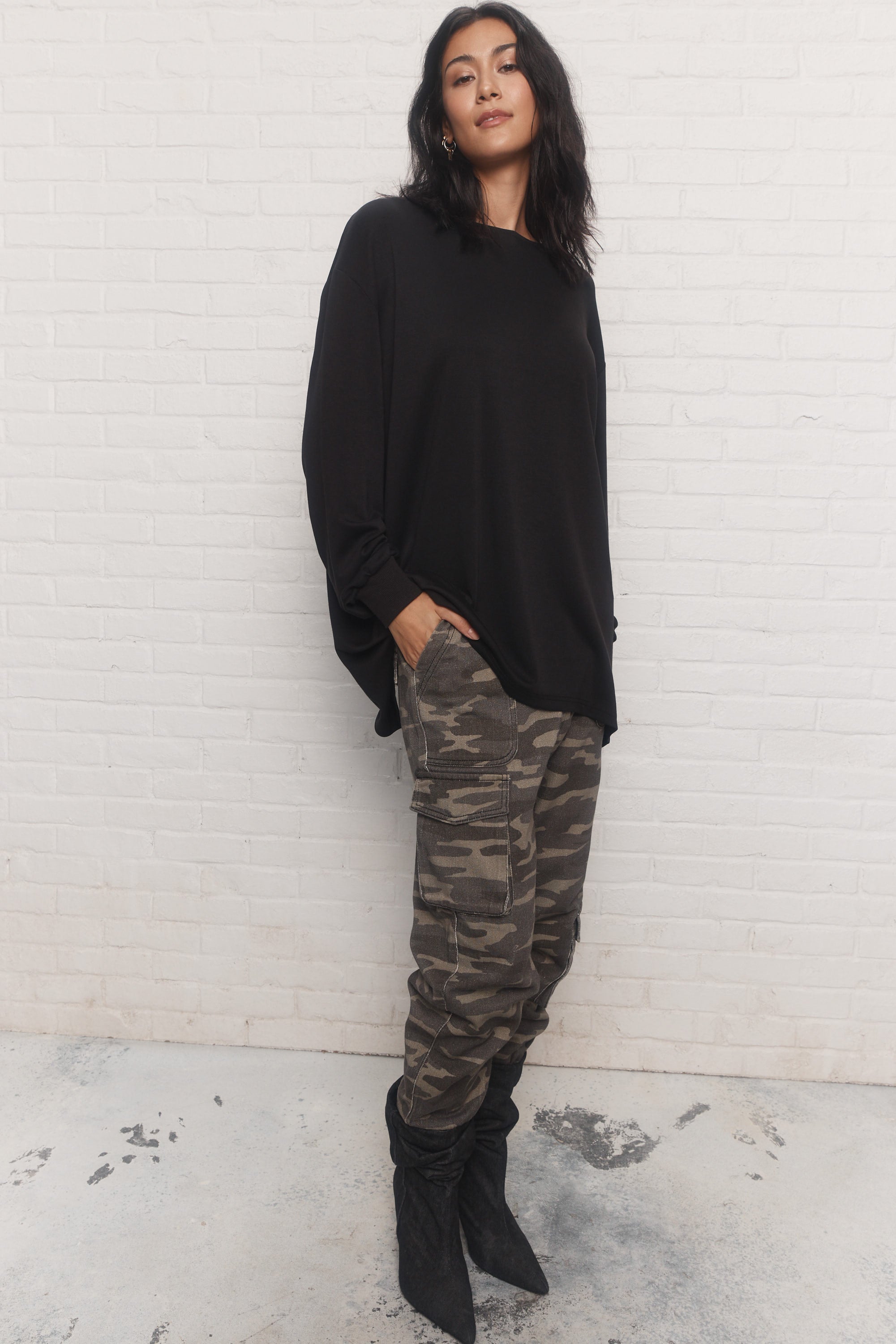 Thella | Chandail noir