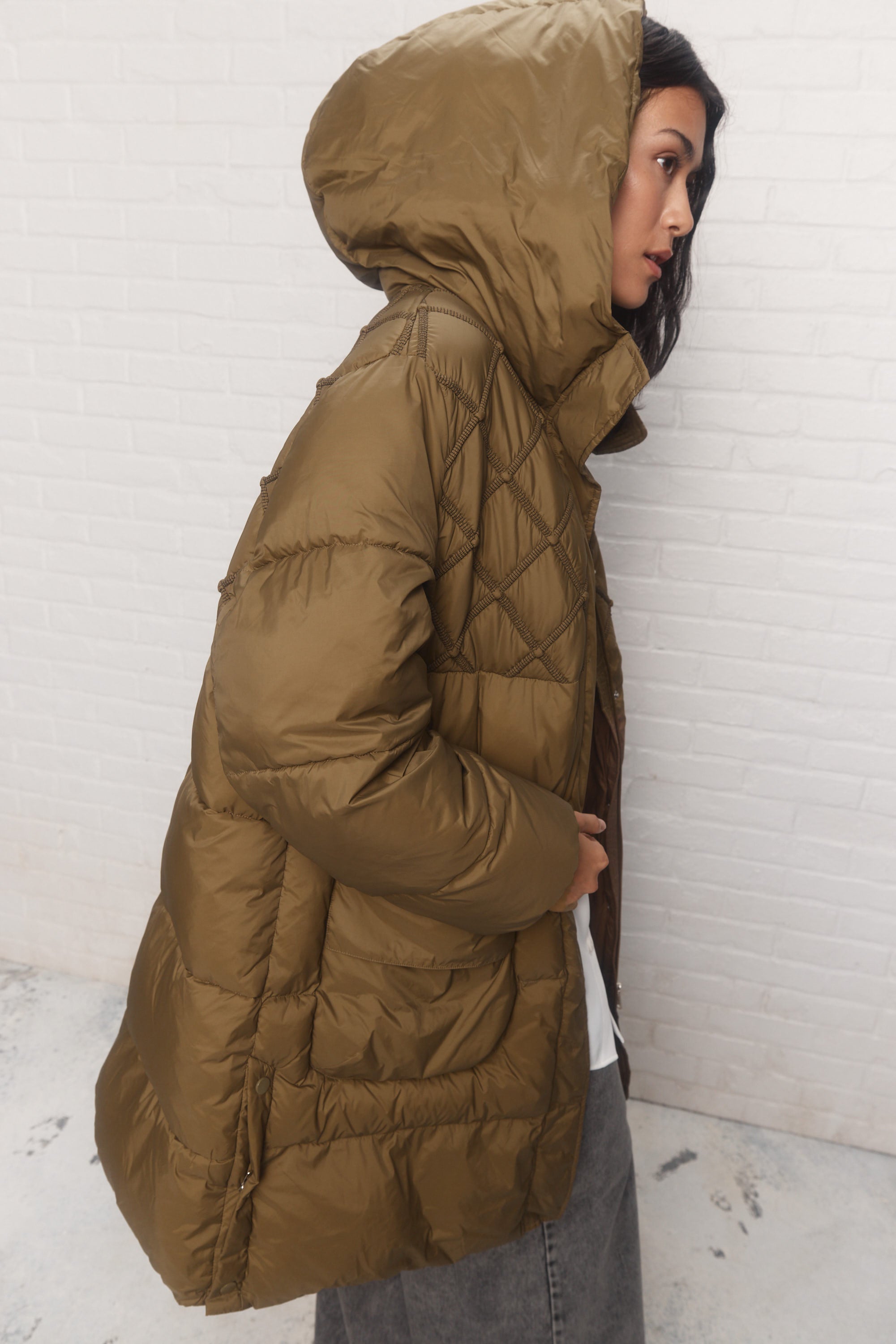 Wilson | Brown puffer