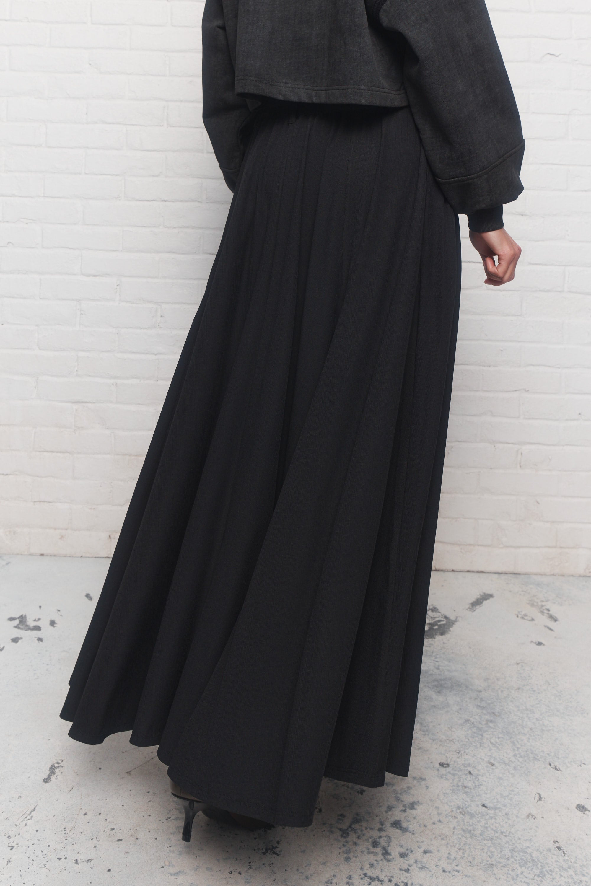 Bestie | Long black skirt