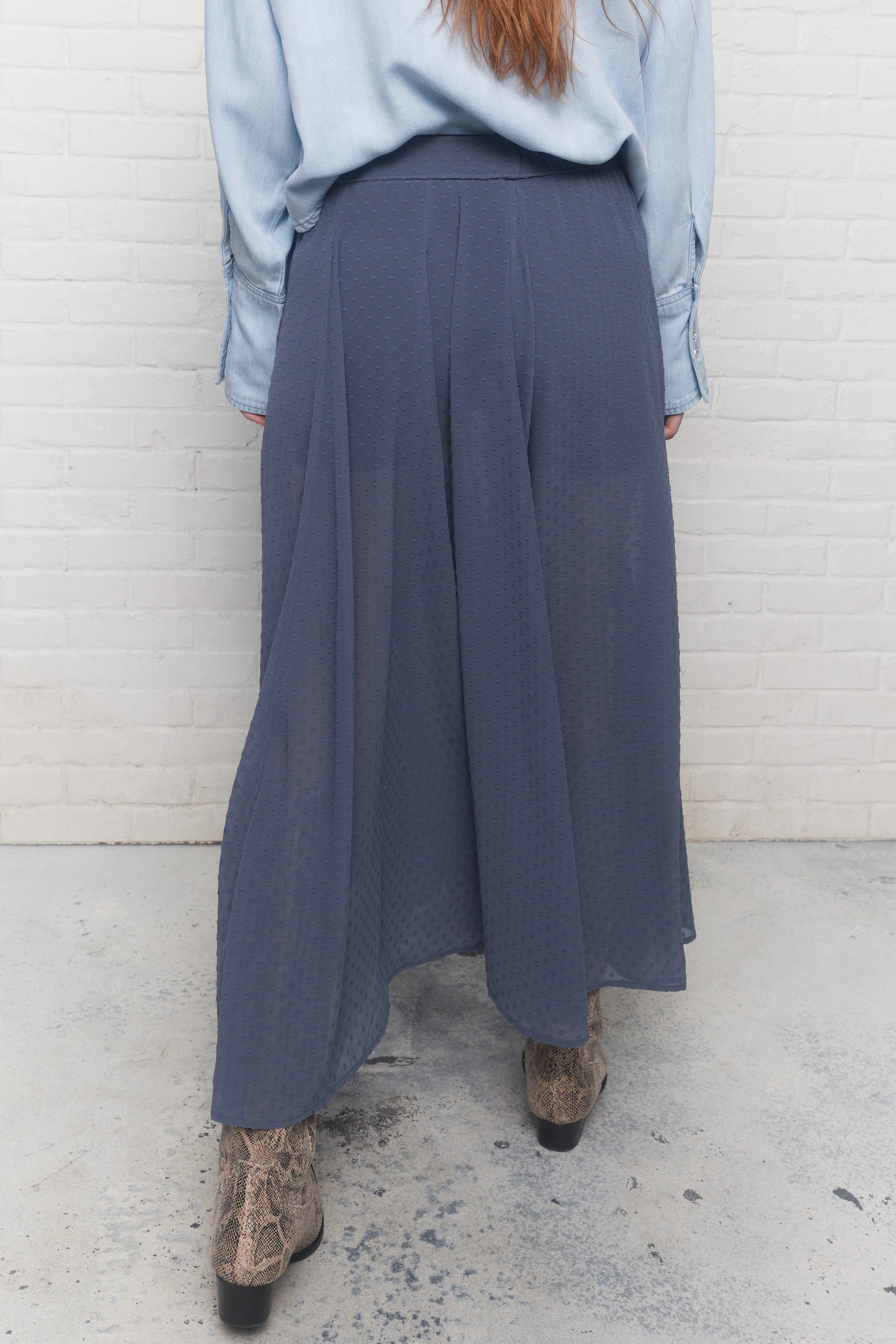 Nika | Jupe longue bleu-grise plissée