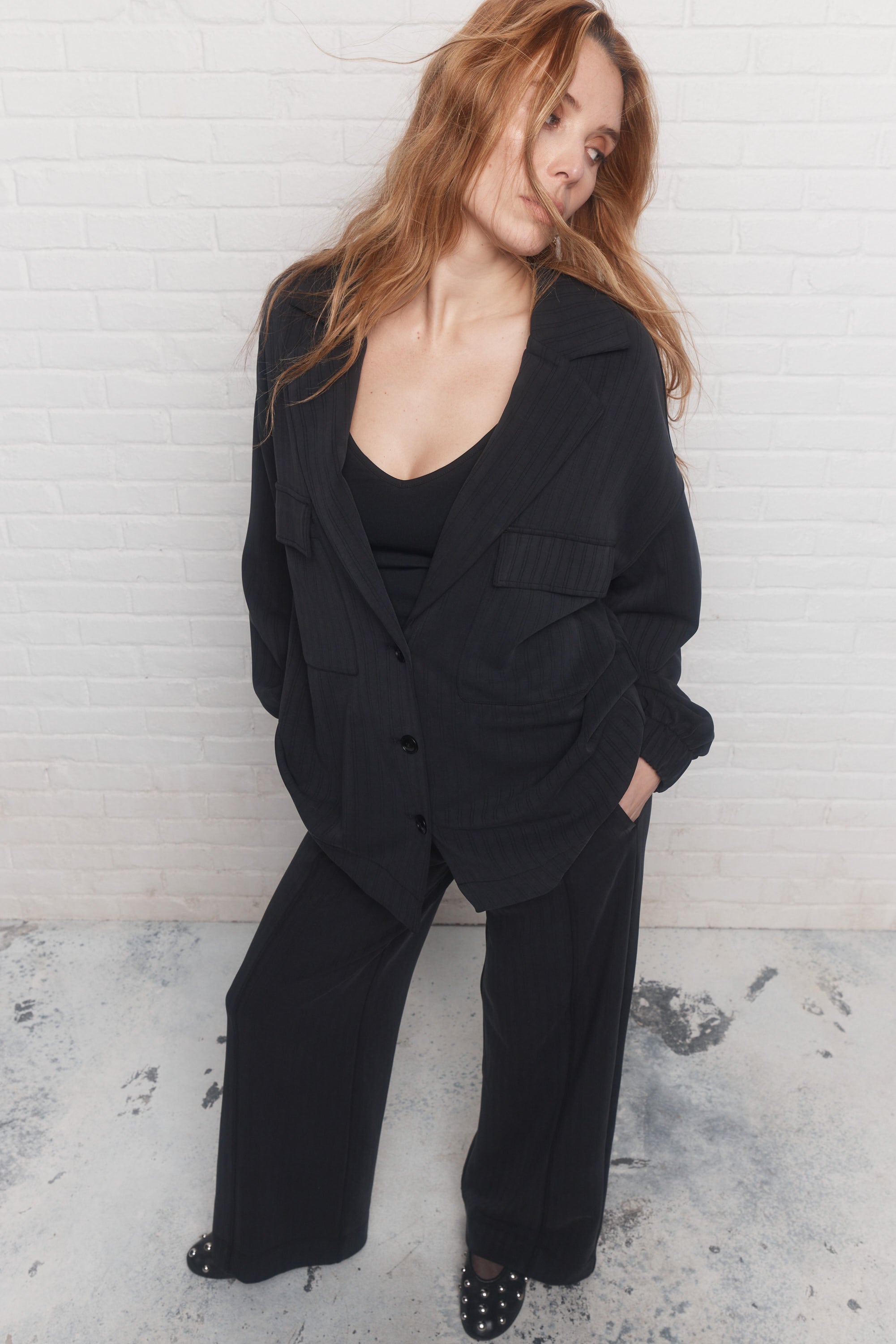 Saige | Oversized faded black blazer