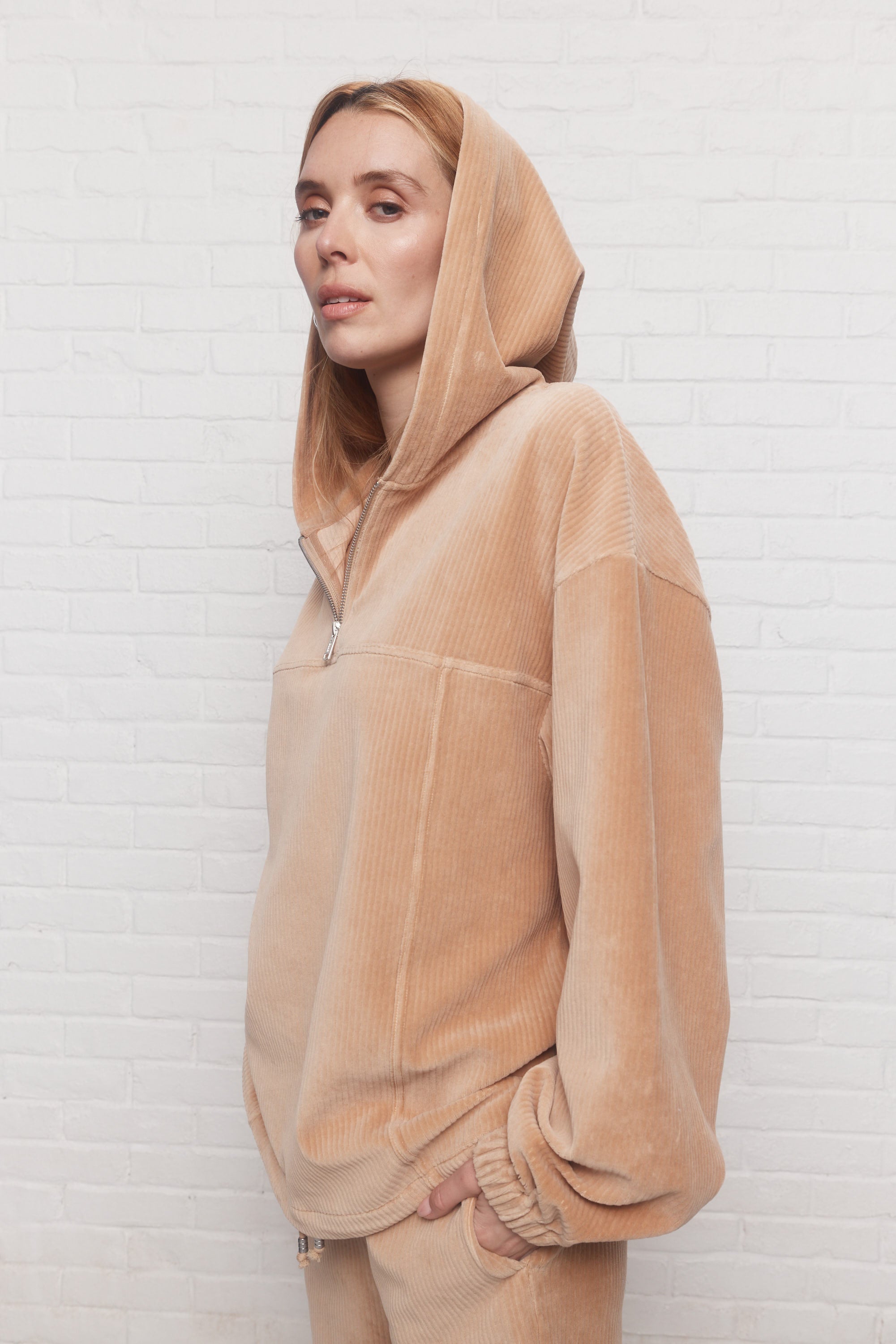 Tory | Beige Sweater