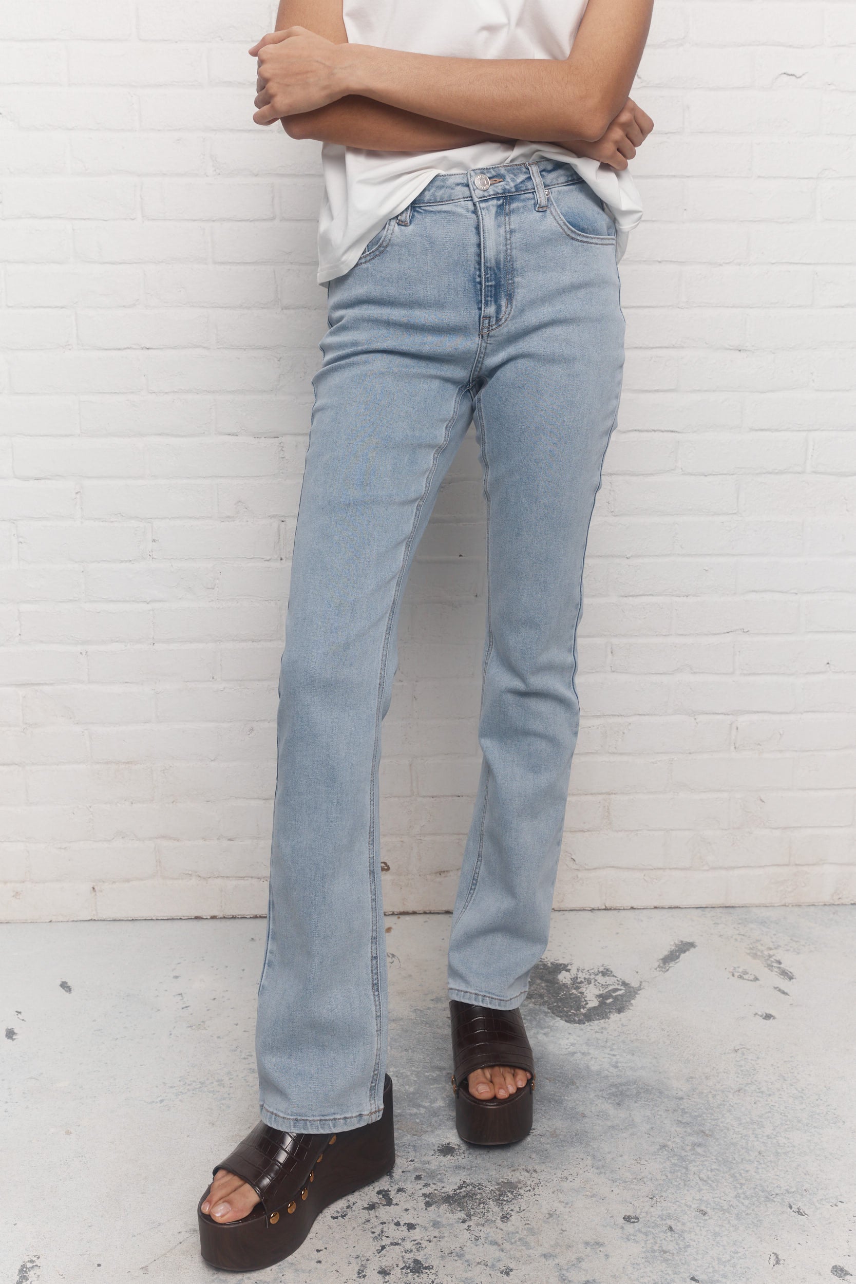 Kent | Washed light blue jeans