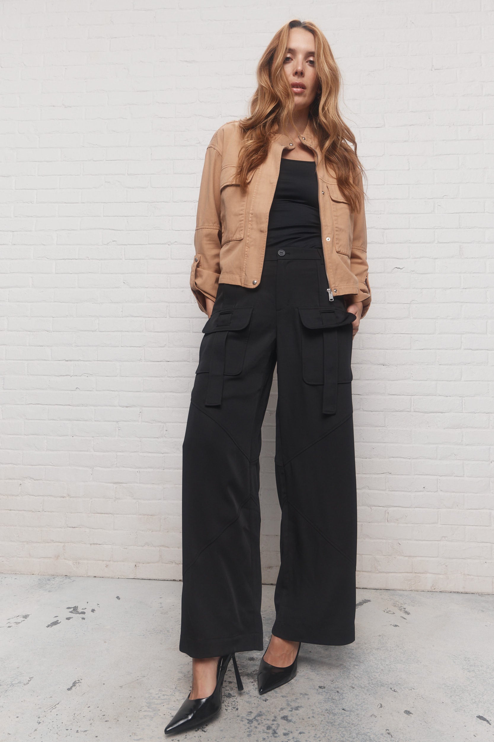 Nomo | Pantalon noir jambe ample