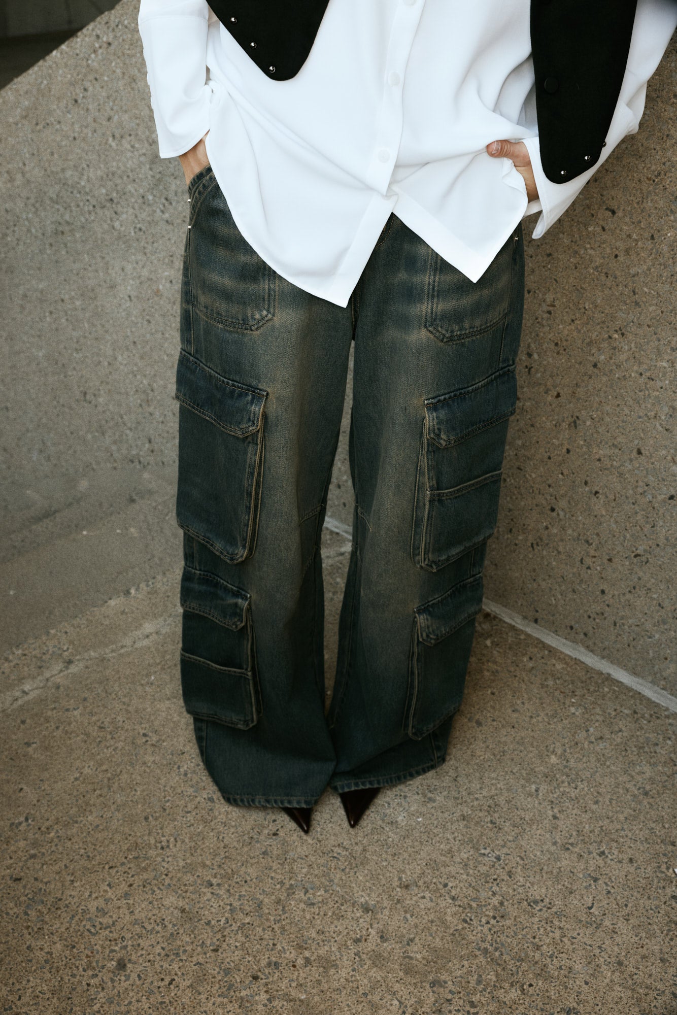 Channing | Washed blue wide leg cargo jeans