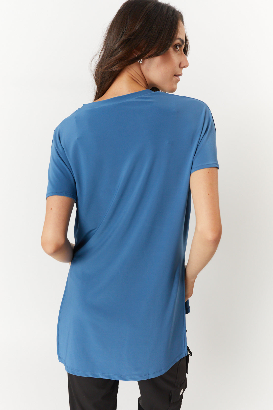 T-shirt bleu encolure en V | Adelina