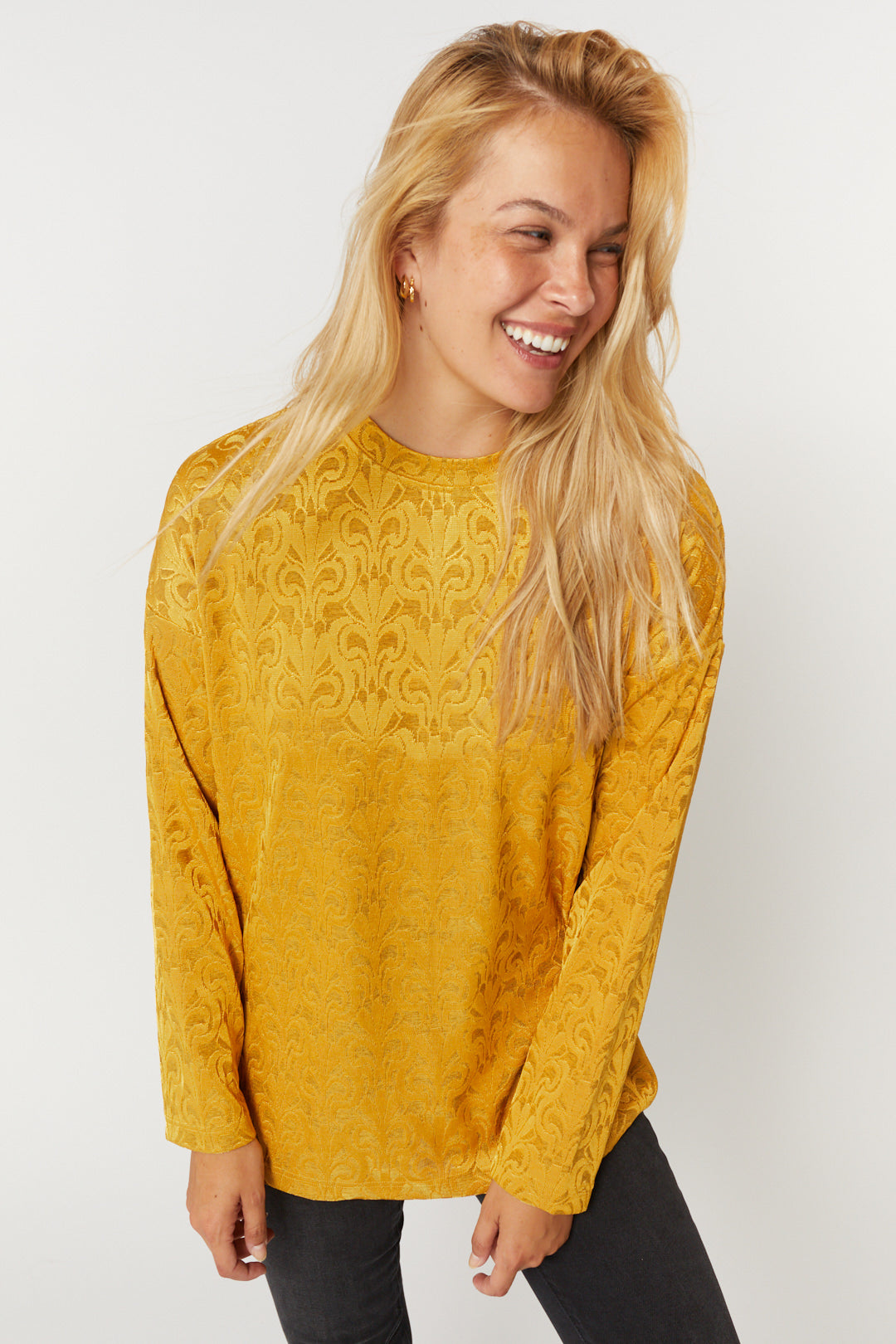 Yellow long-sleeved patterned sweater | Tulip