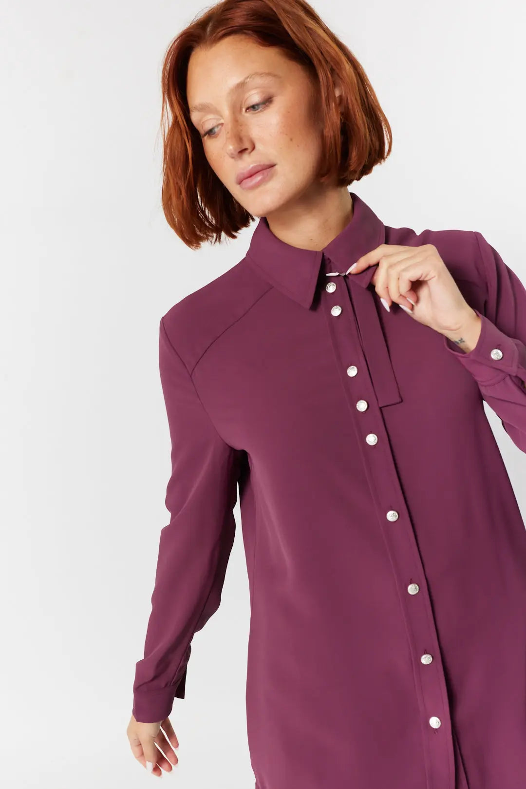 Chemise mauve foncé ganse au col | Clematite JOELLE Collection