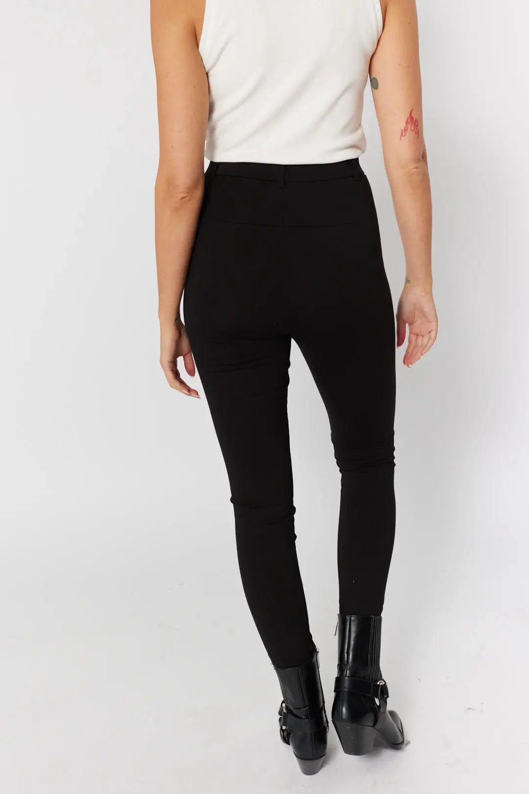 Pantalon legging noir pour femme Louiselle JOELLE Collection