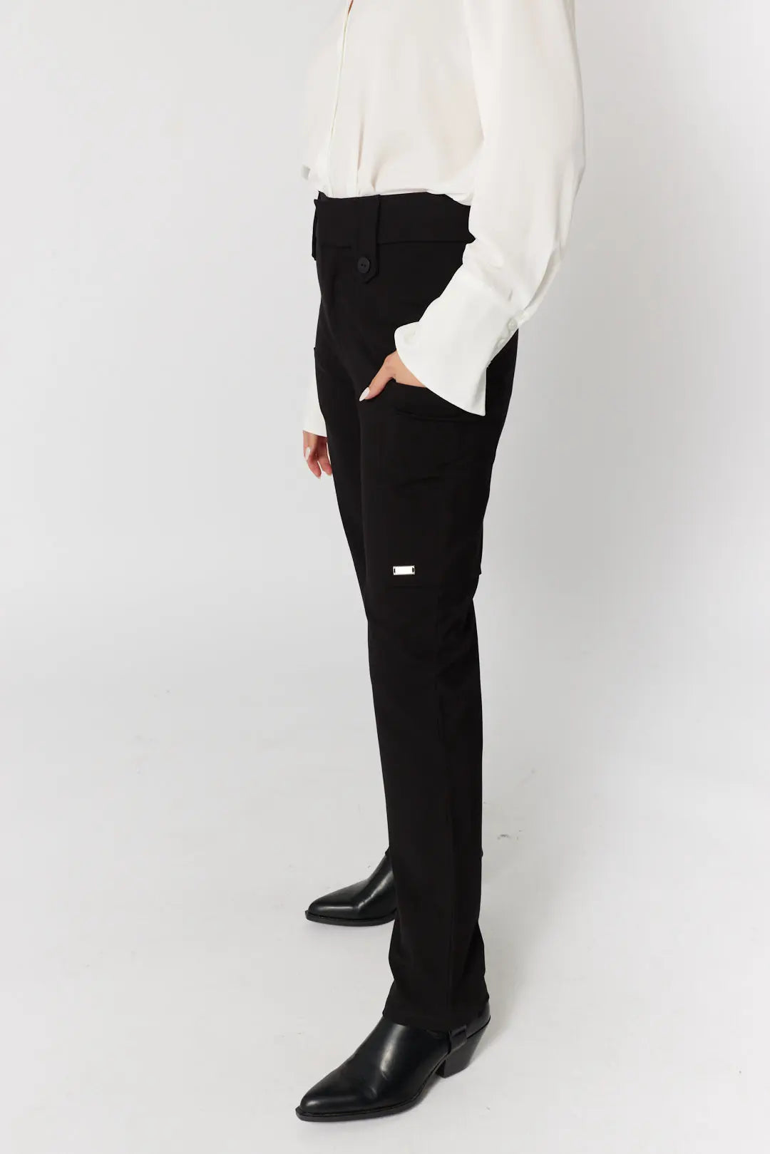 Pantalon cargo noir | Romy JOELLE Collection