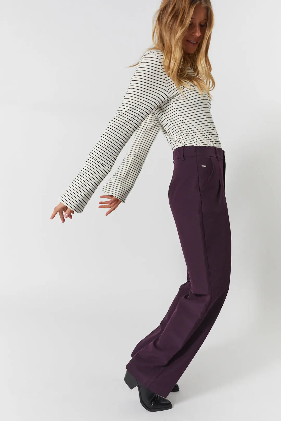 Pantalon mauve fonc pour femme Andrew JOELLE Collection