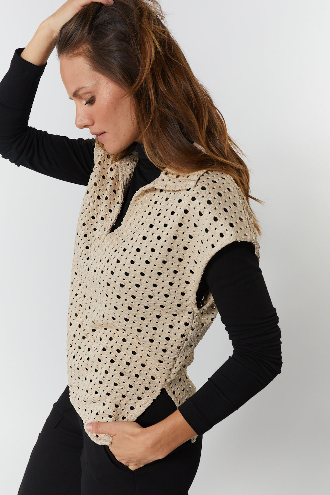 Greige V-neck sweater | Isabeau