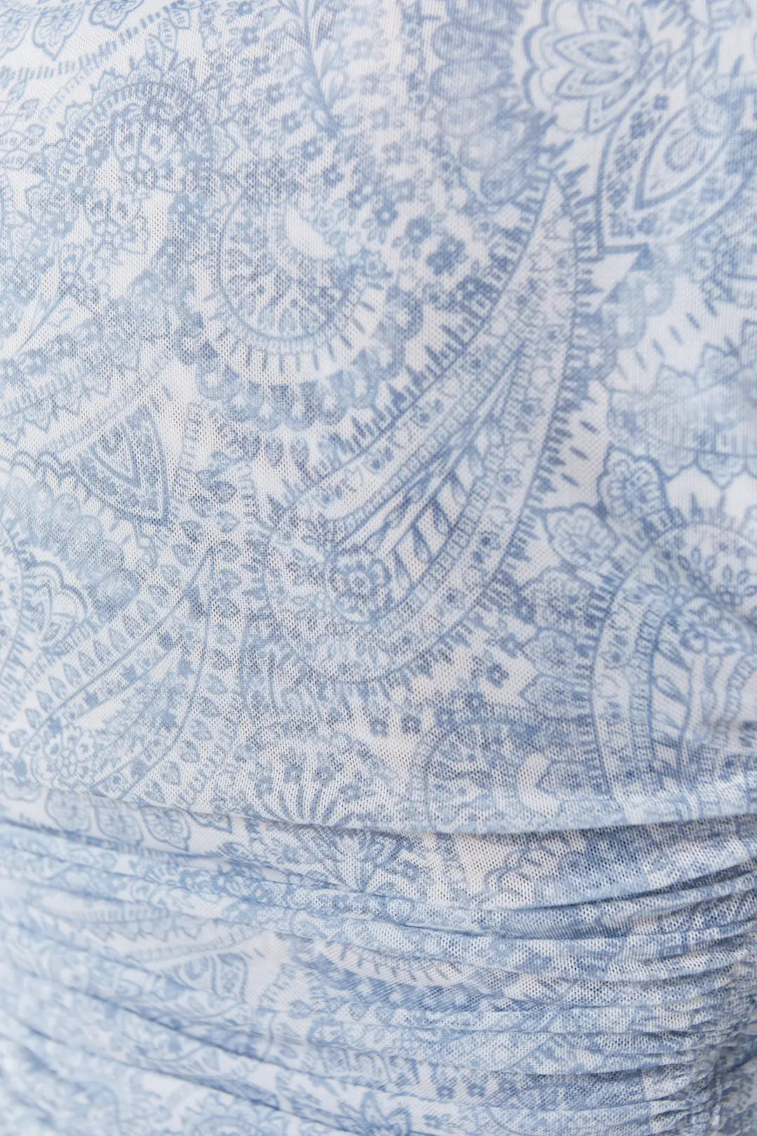 Justaucorps paisley blanc et bleu | Barnes JOELLE Collection