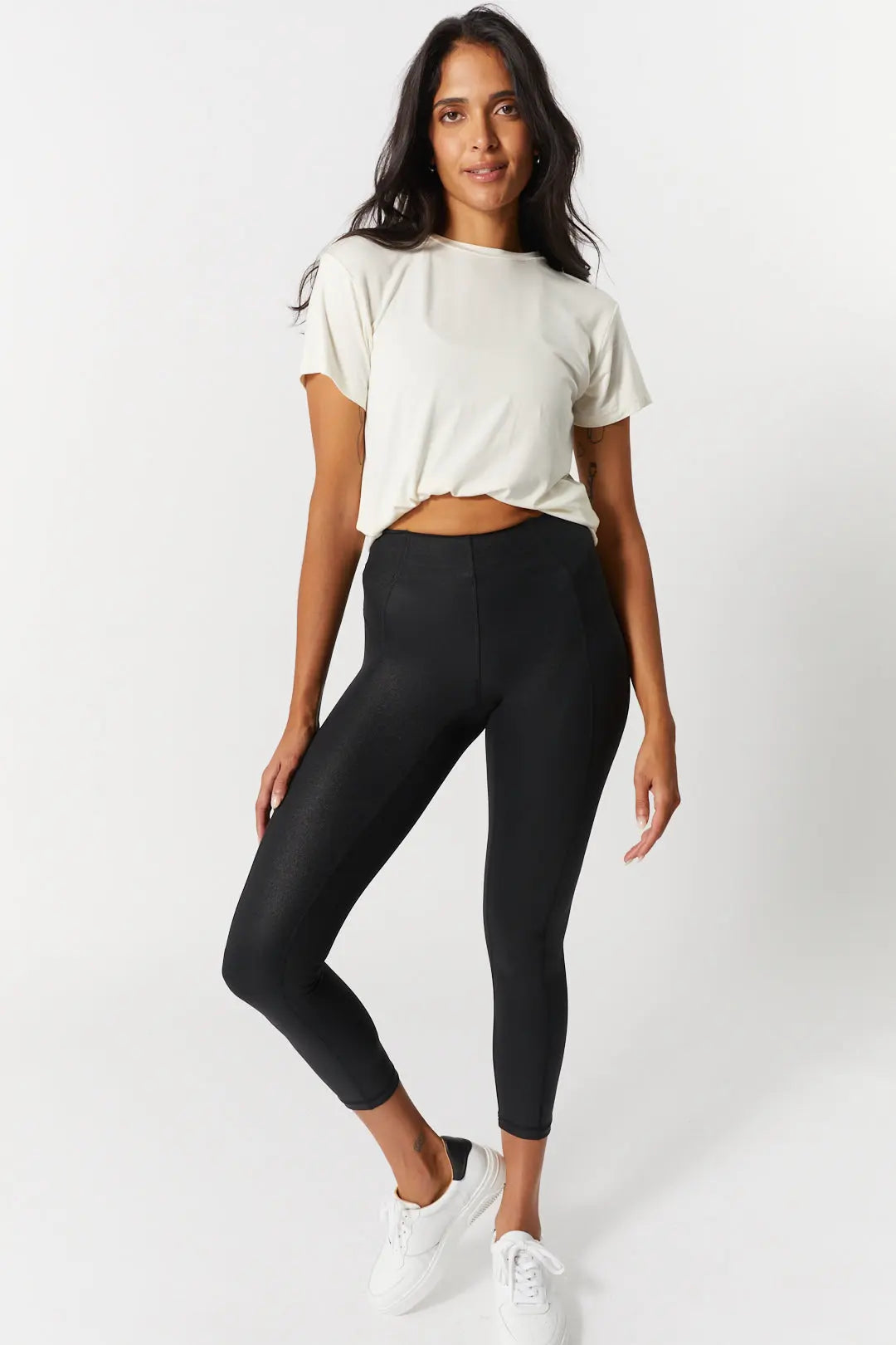 Legging 7/8 noir à taille haute | Tyra JOELLE Collection