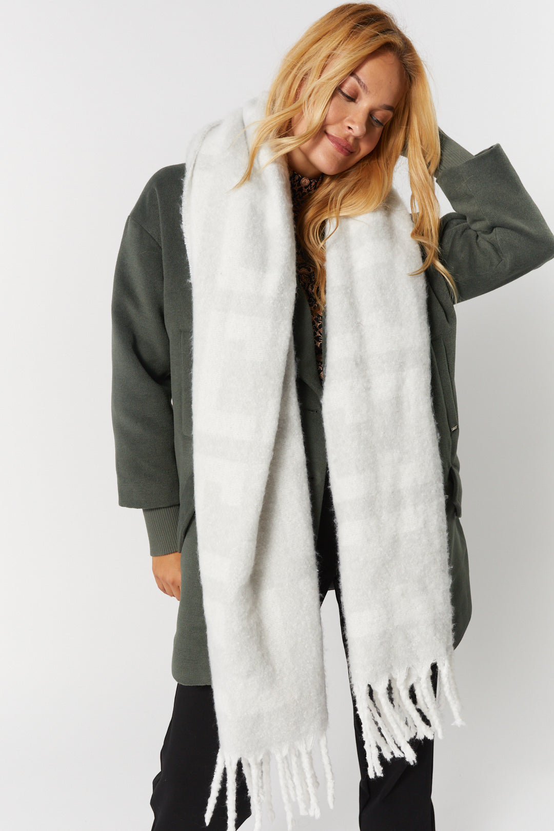 Ivory and gray logo scarf | Zena