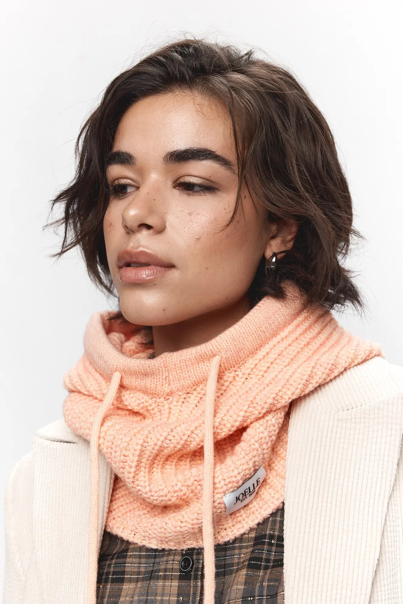 Cagoule rose pêche en tricot | Effie JOELLE Collection