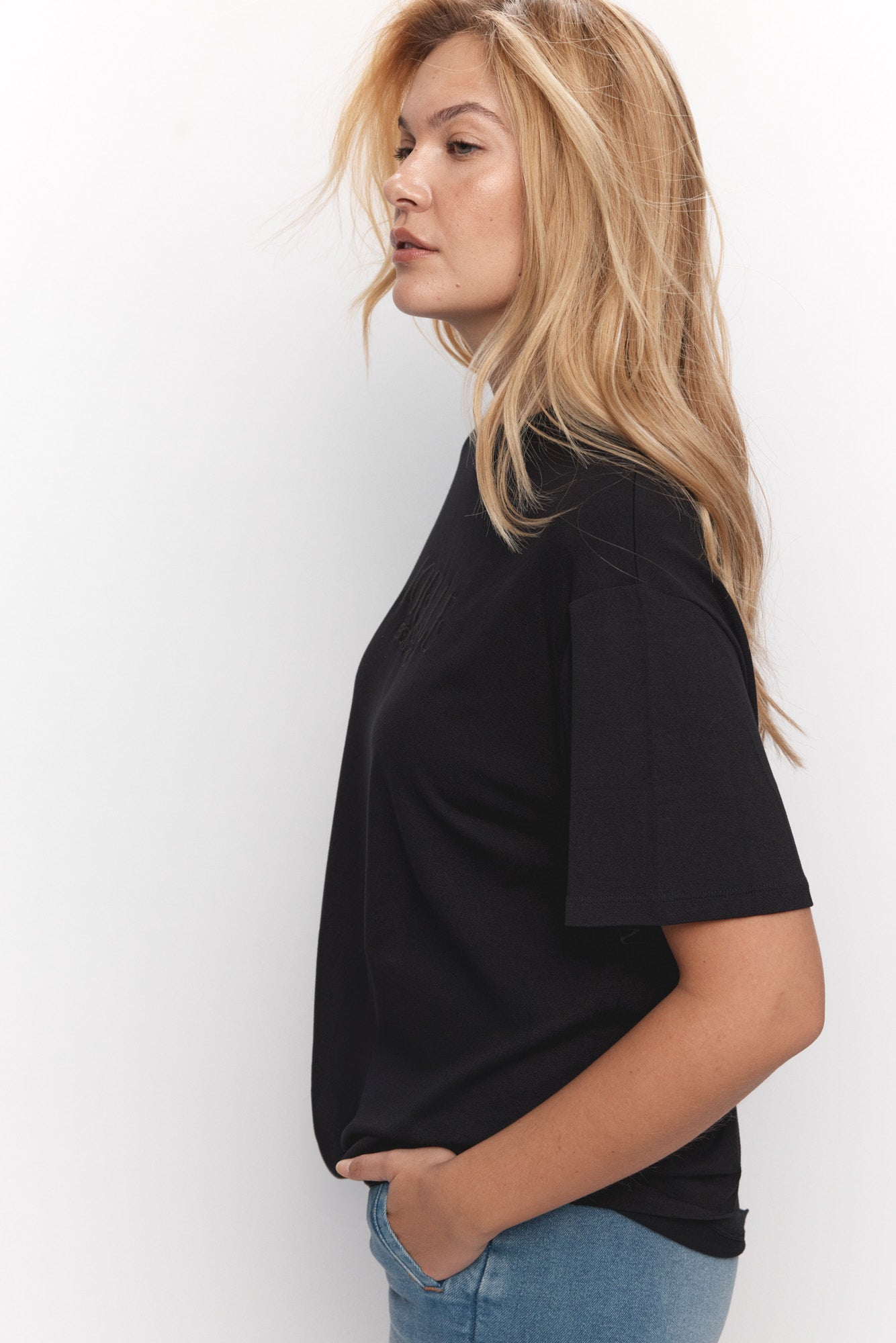 T-shirt noir logo brodé | Laurenzo