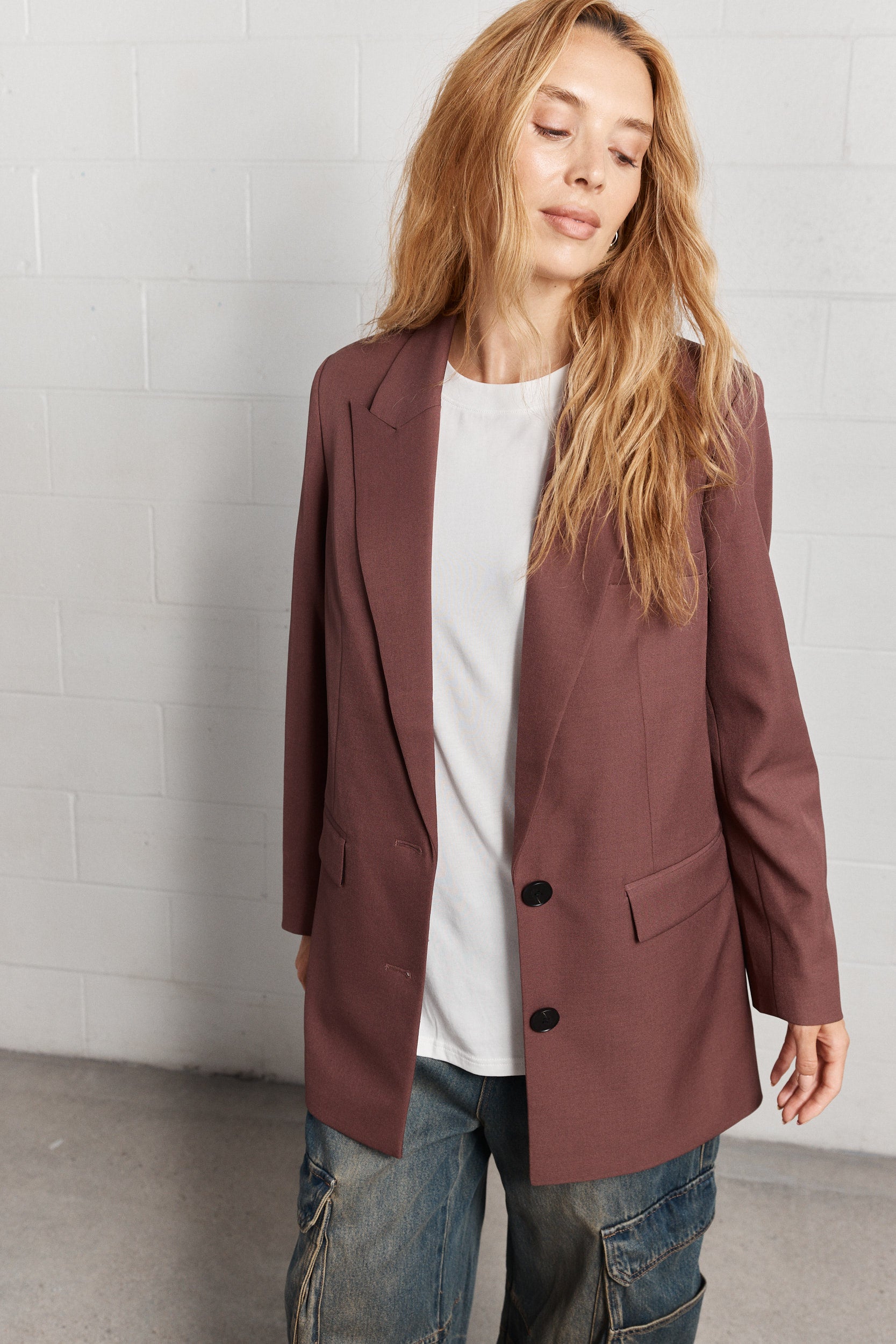 John | Burgundy loose boxy blazer