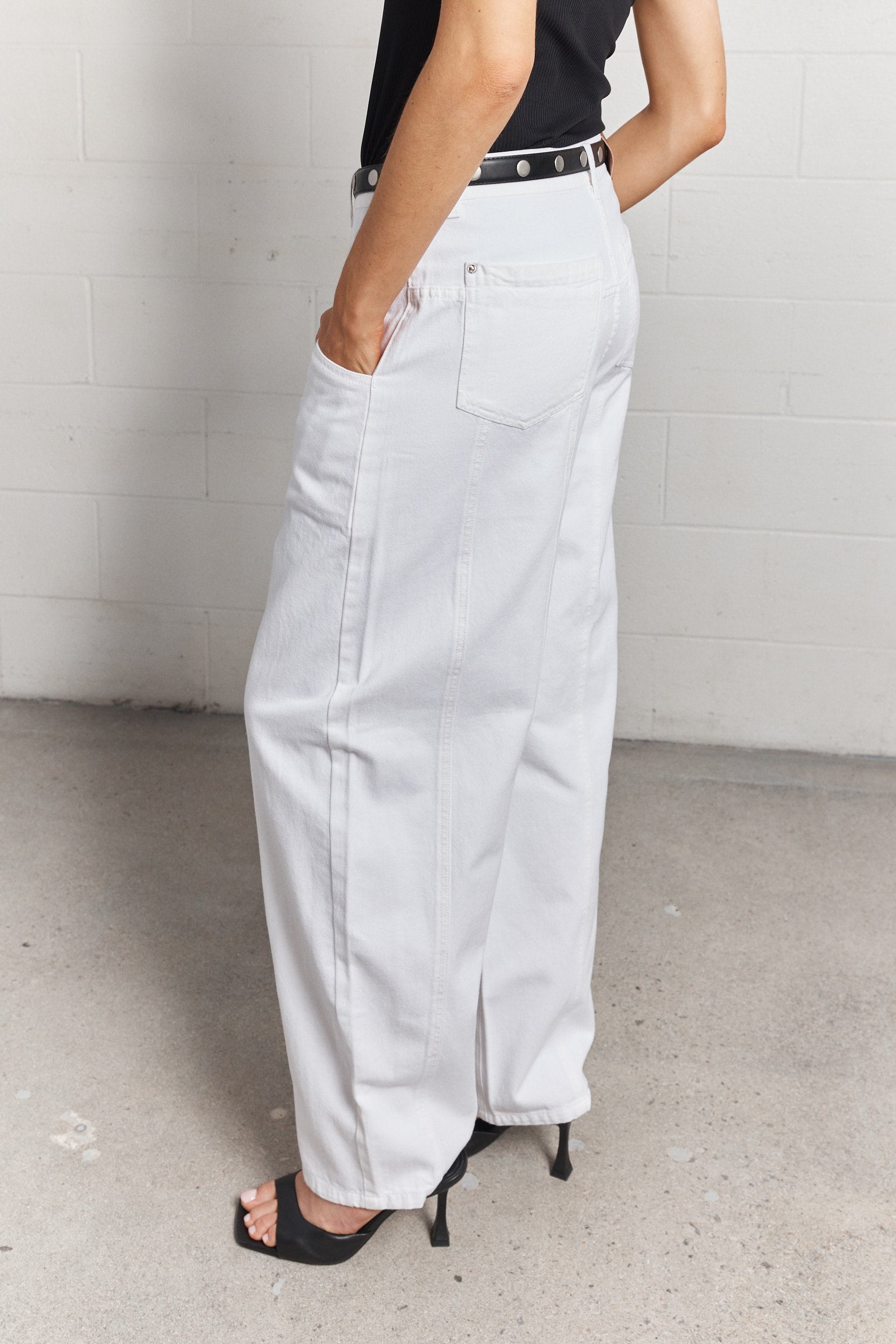 Montana |  White balloon-cut jeans