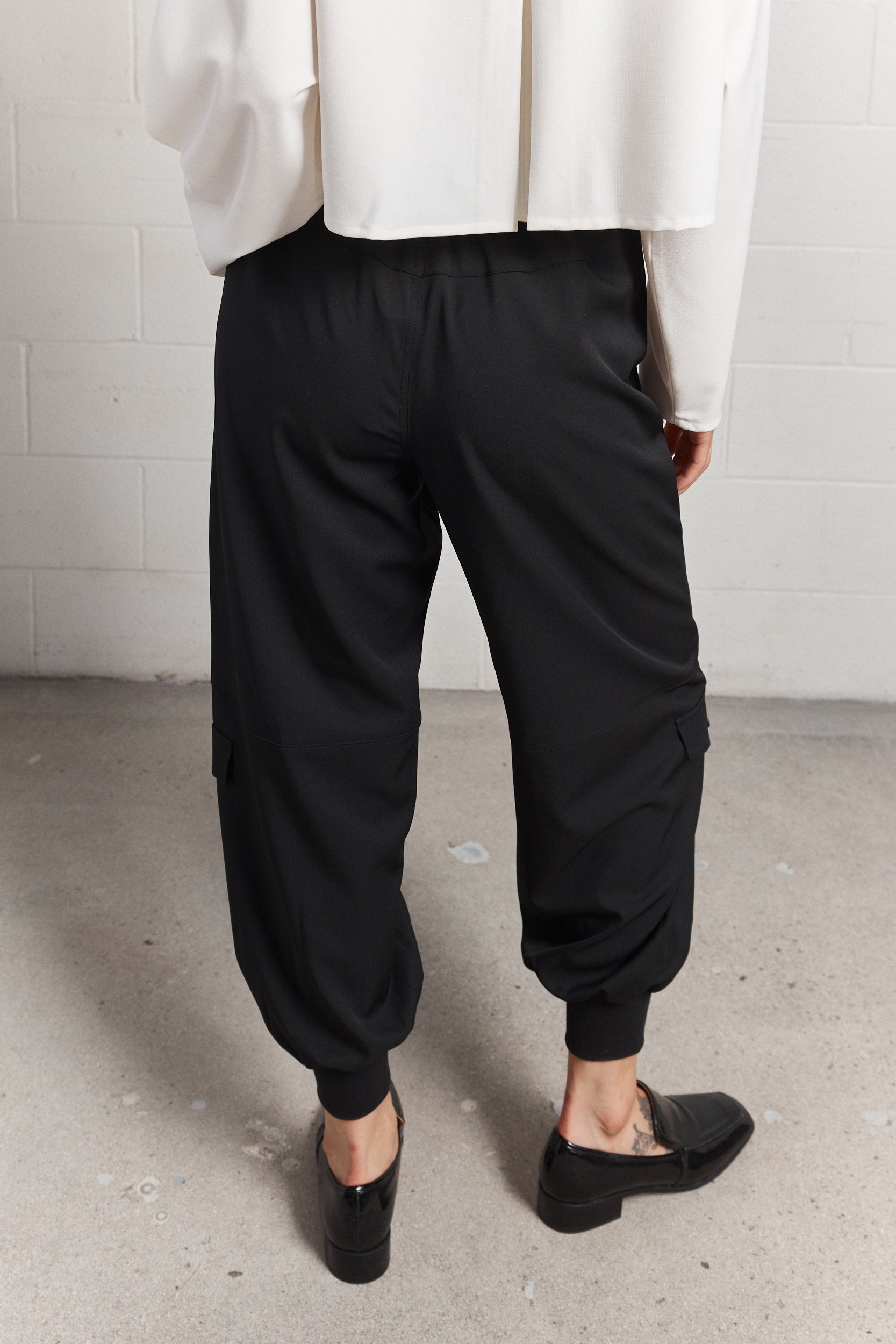 Lazare | Pantalon noir ajusté à la cheville