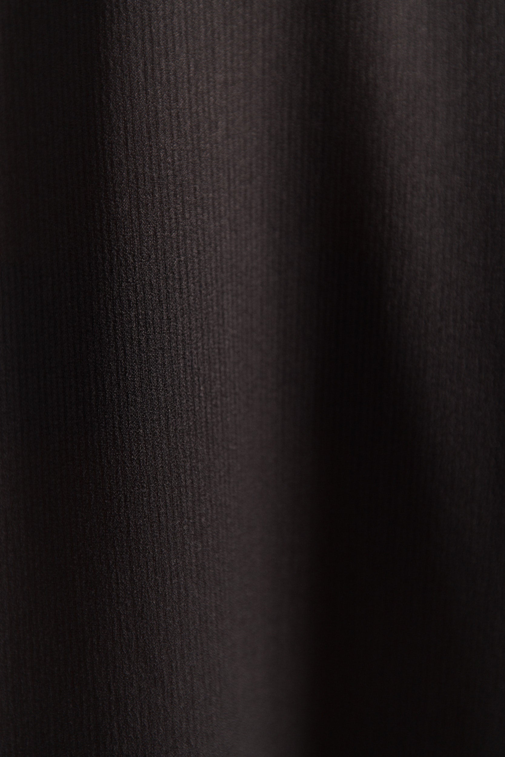 Adeline | Chemise noire semi-transparente