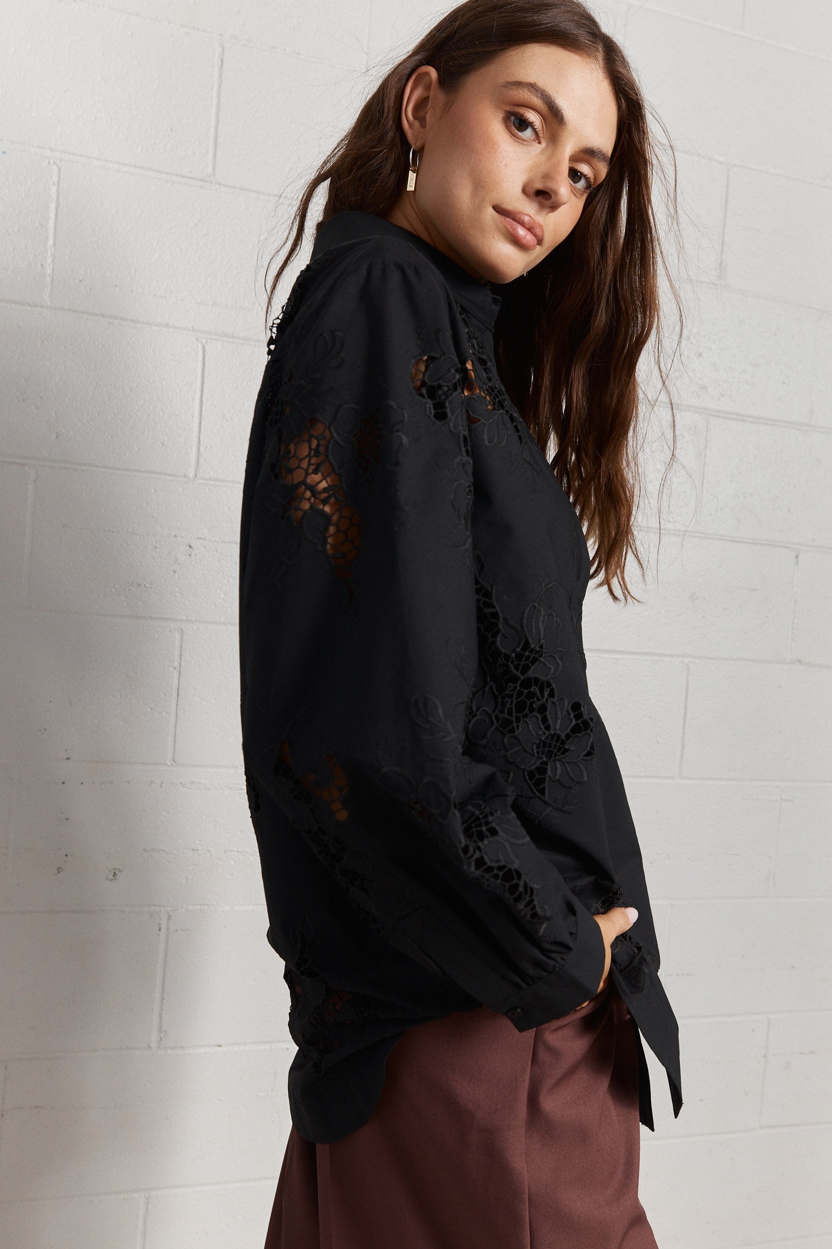 Supernova | Embroidered black shirt with openwork details