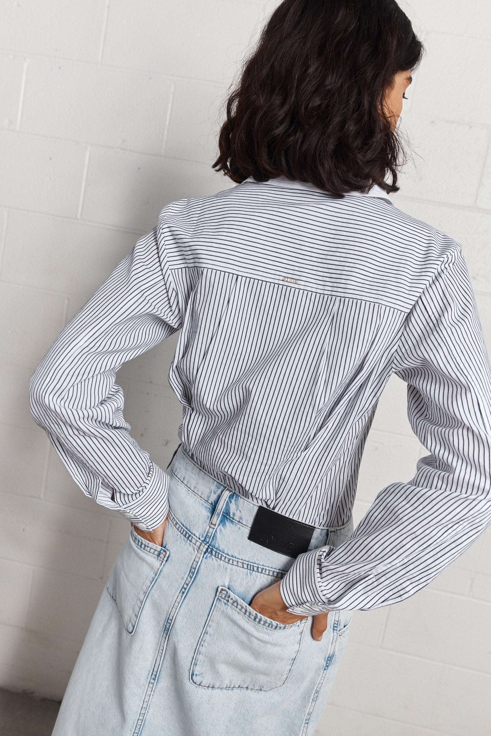 Ryo | Black striped shirt