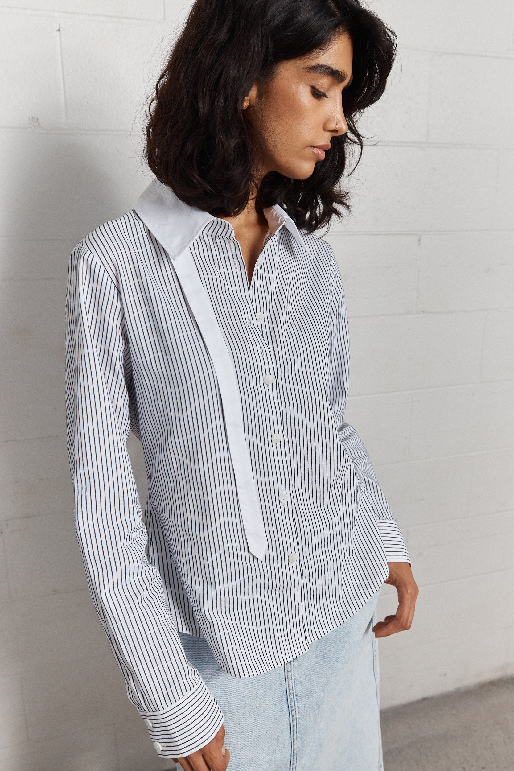 Ryo | Black striped shirt