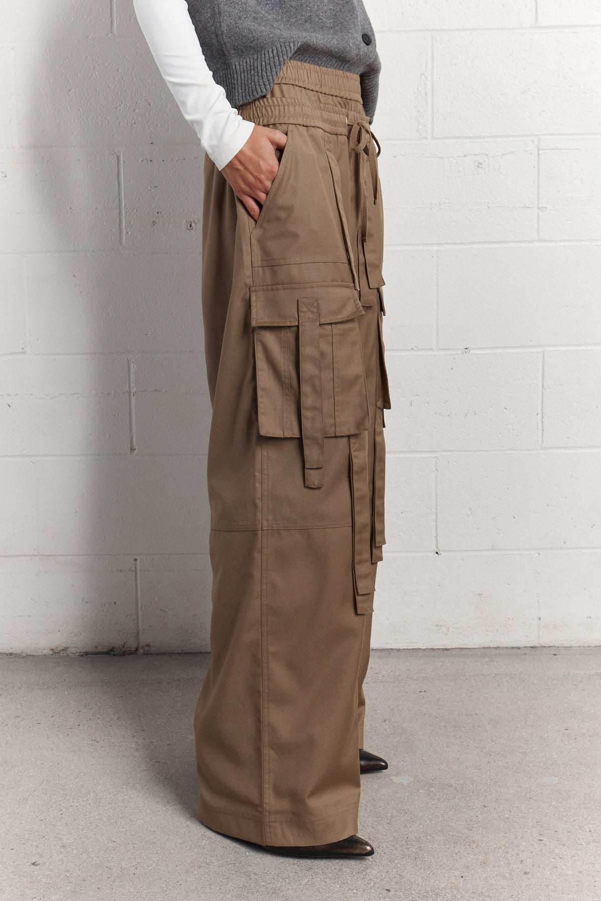 Toya | Pantalon cargo beige à double taille
