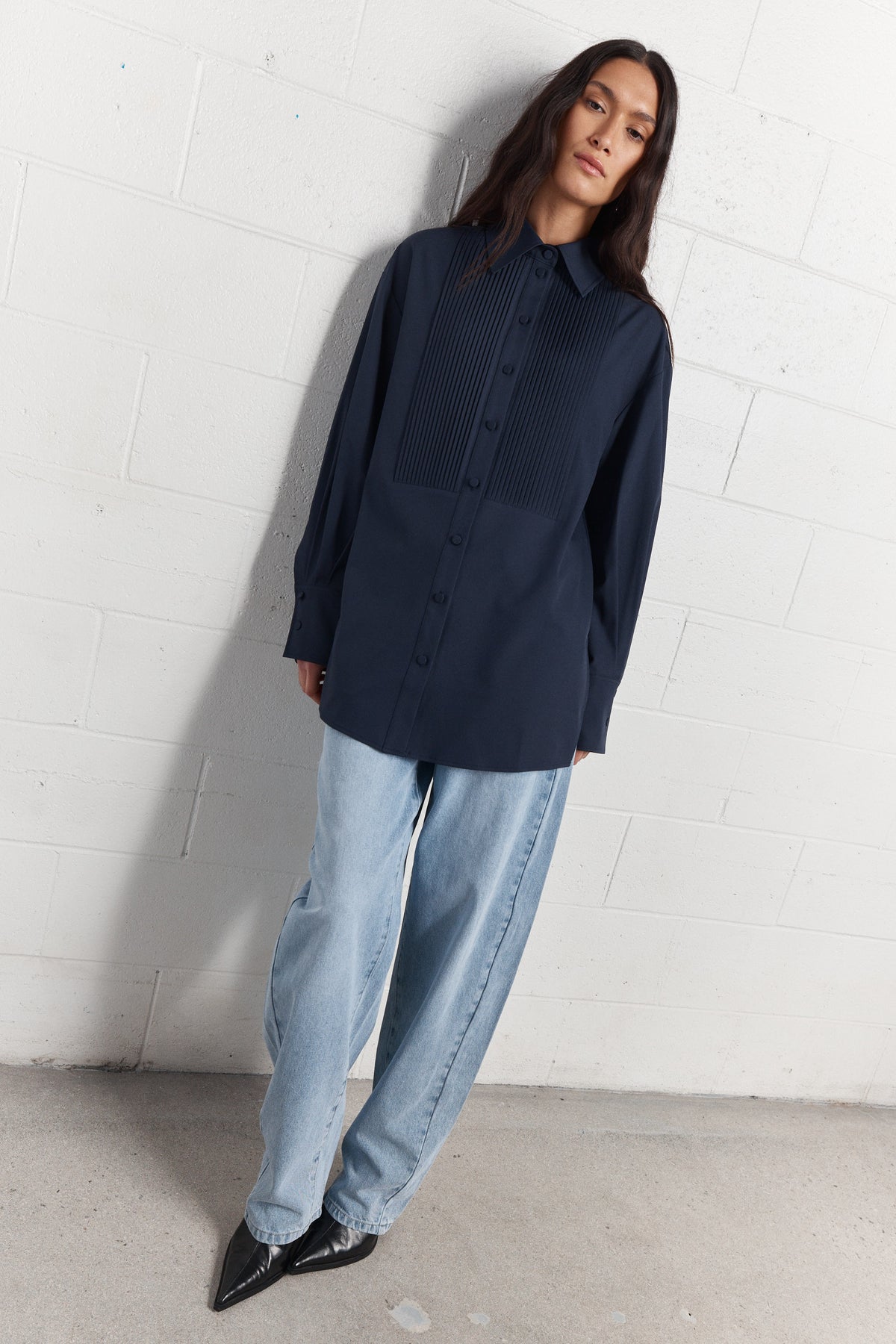 Gozen | Navy oversized shirt with pleated details