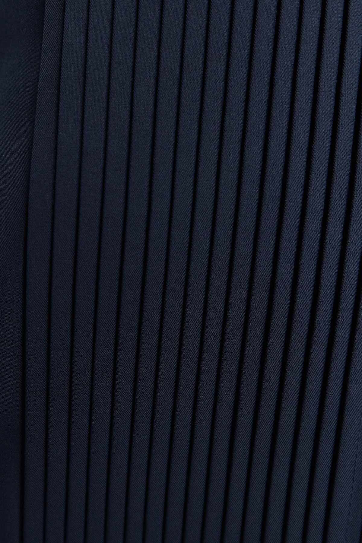 Gozen | Navy oversized shirt with pleated details