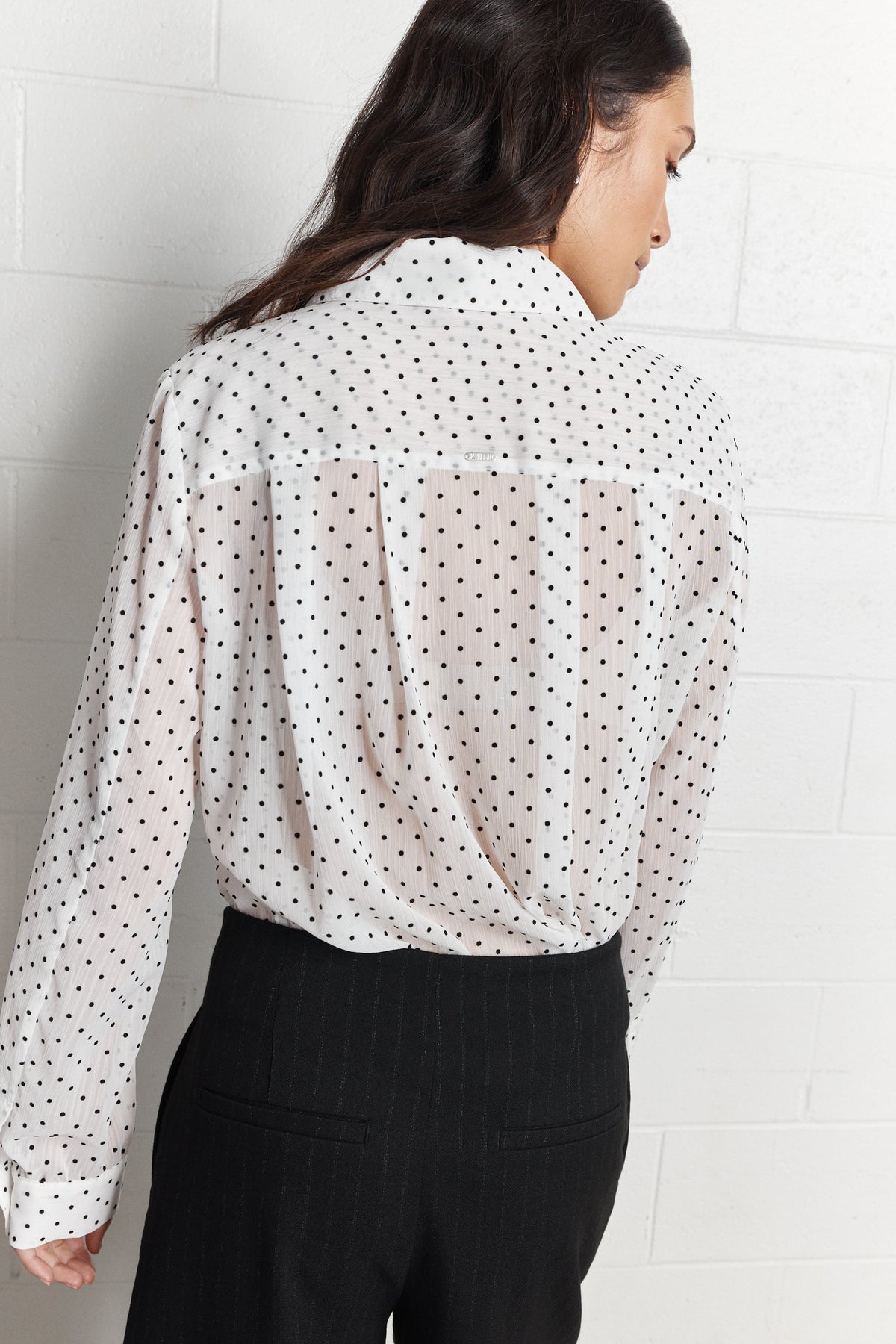 Margaret | Blouse à pois noirs et volants