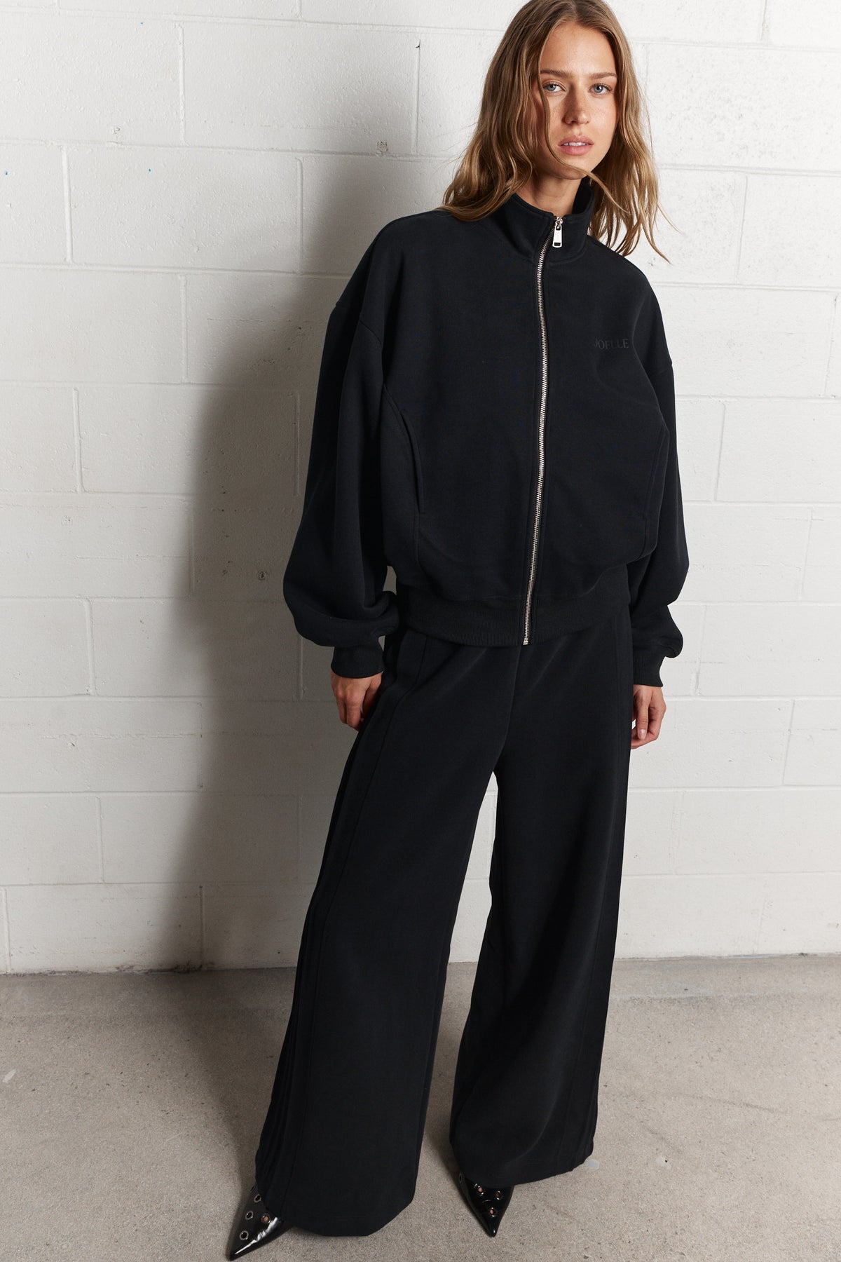 Chilli | Black zip-up jacket
