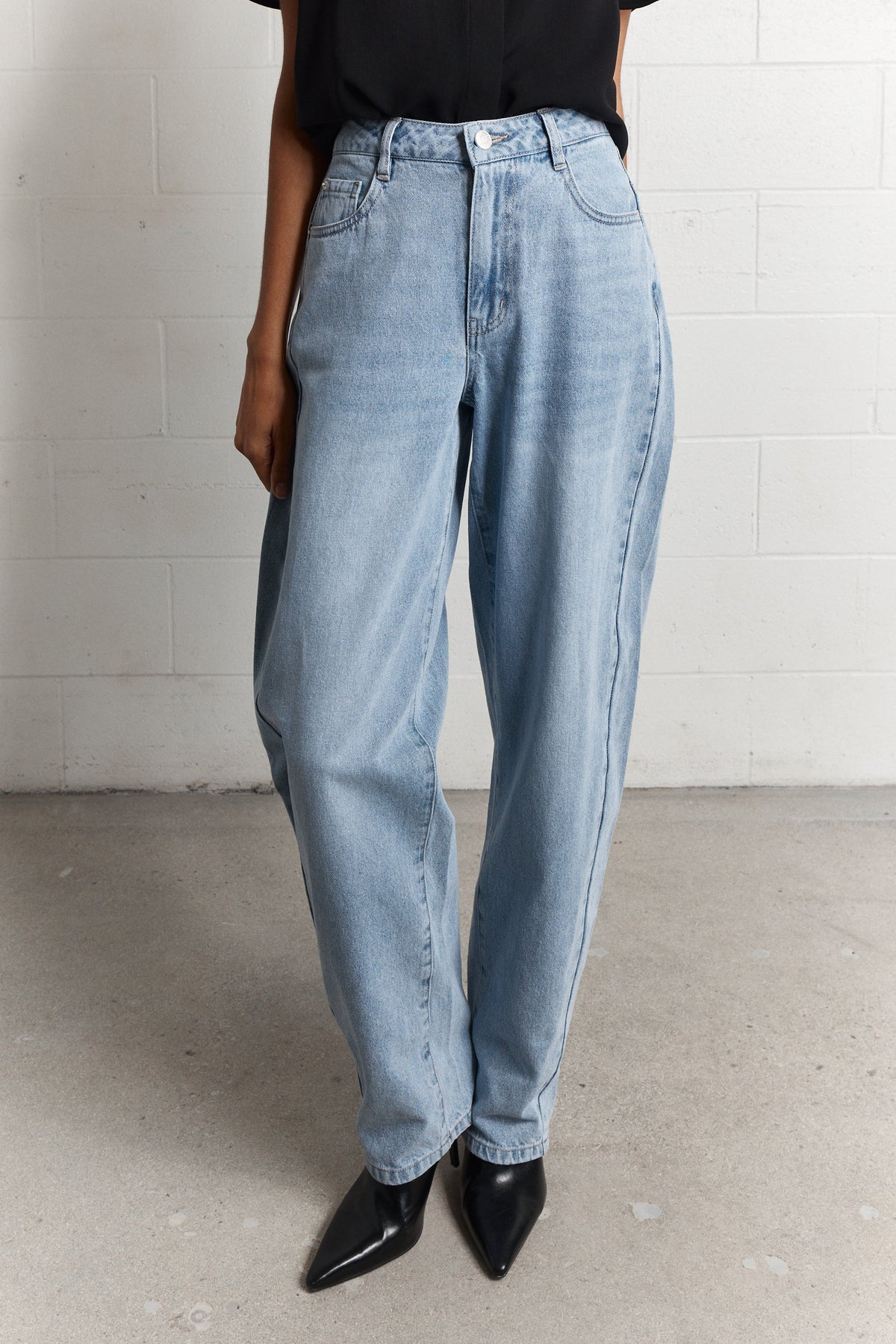 Sidora | Jean barrel bleu délavé
