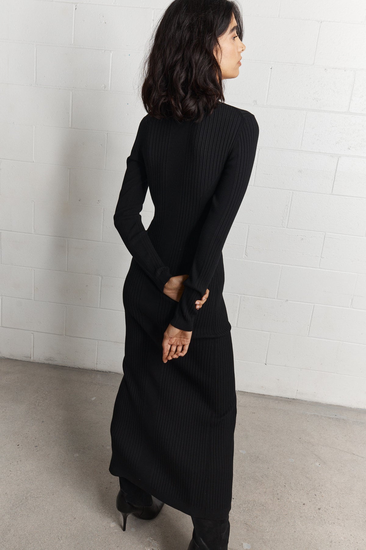 Val | Robe longue ajustée en maille noire