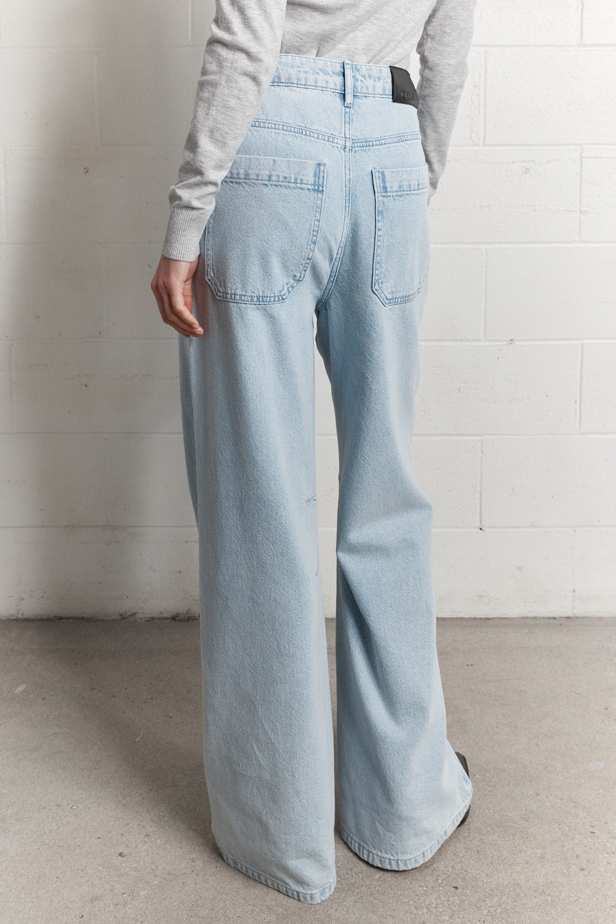Chan | Jean ample bleu délavé